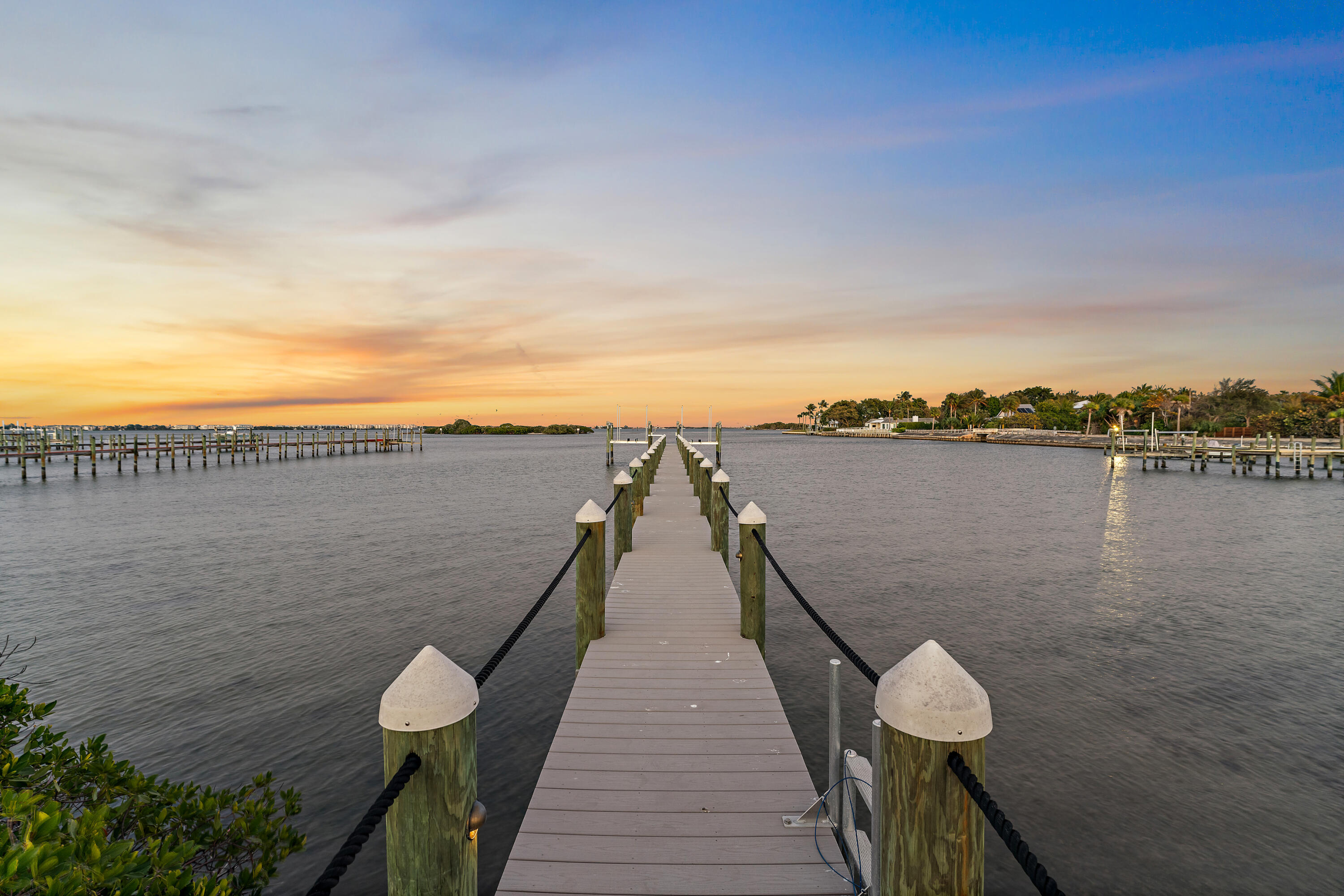 RIVERVIEW (SEWALL'S POINT) - Residential Lease