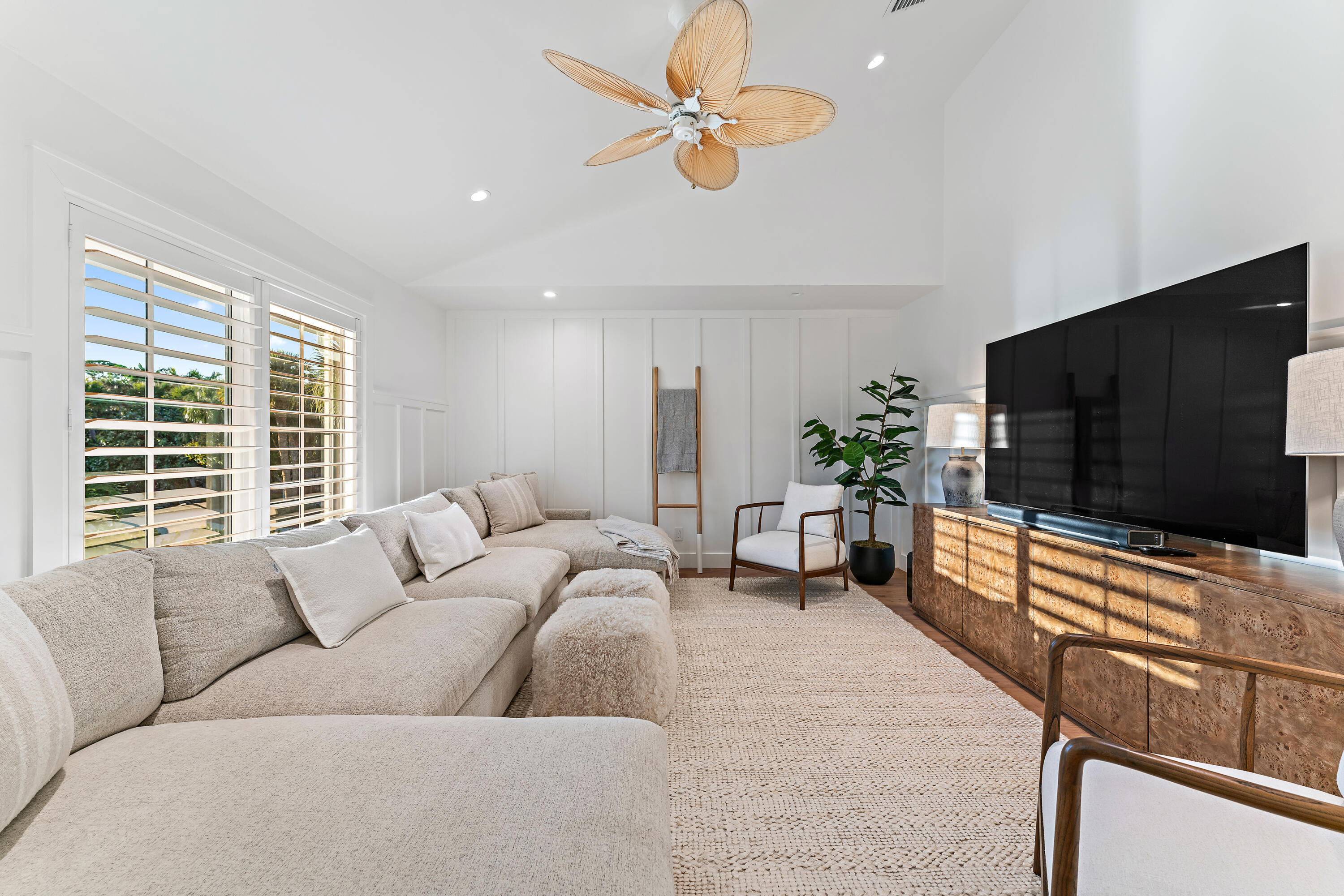 RIVERVIEW (SEWALL'S POINT) - Residential Lease