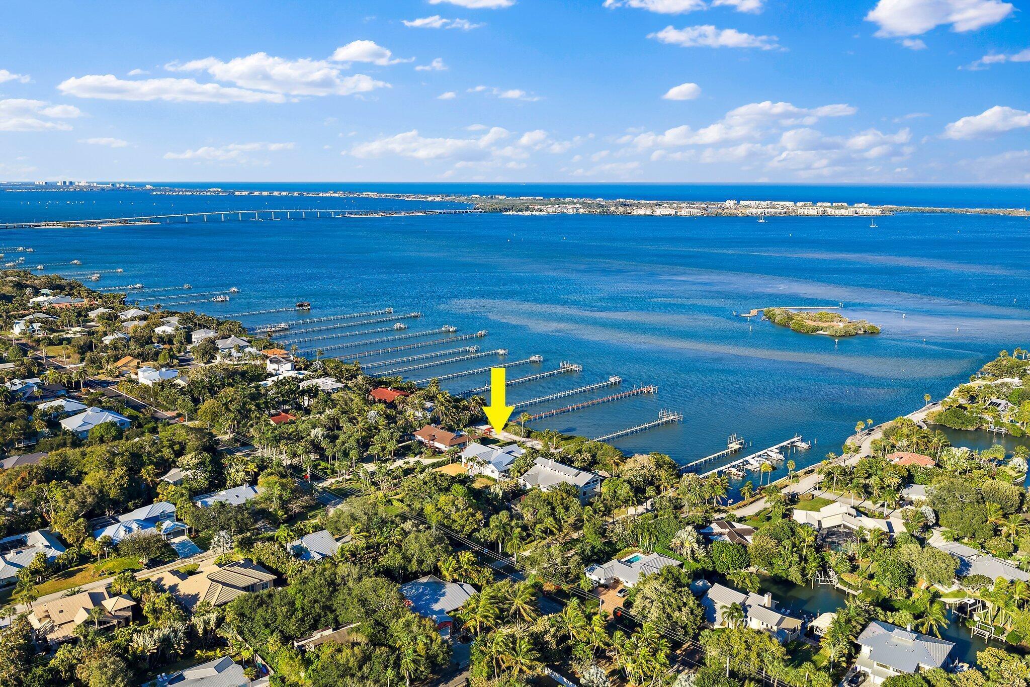 RIVERVIEW (SEWALL'S POINT) - Residential Lease