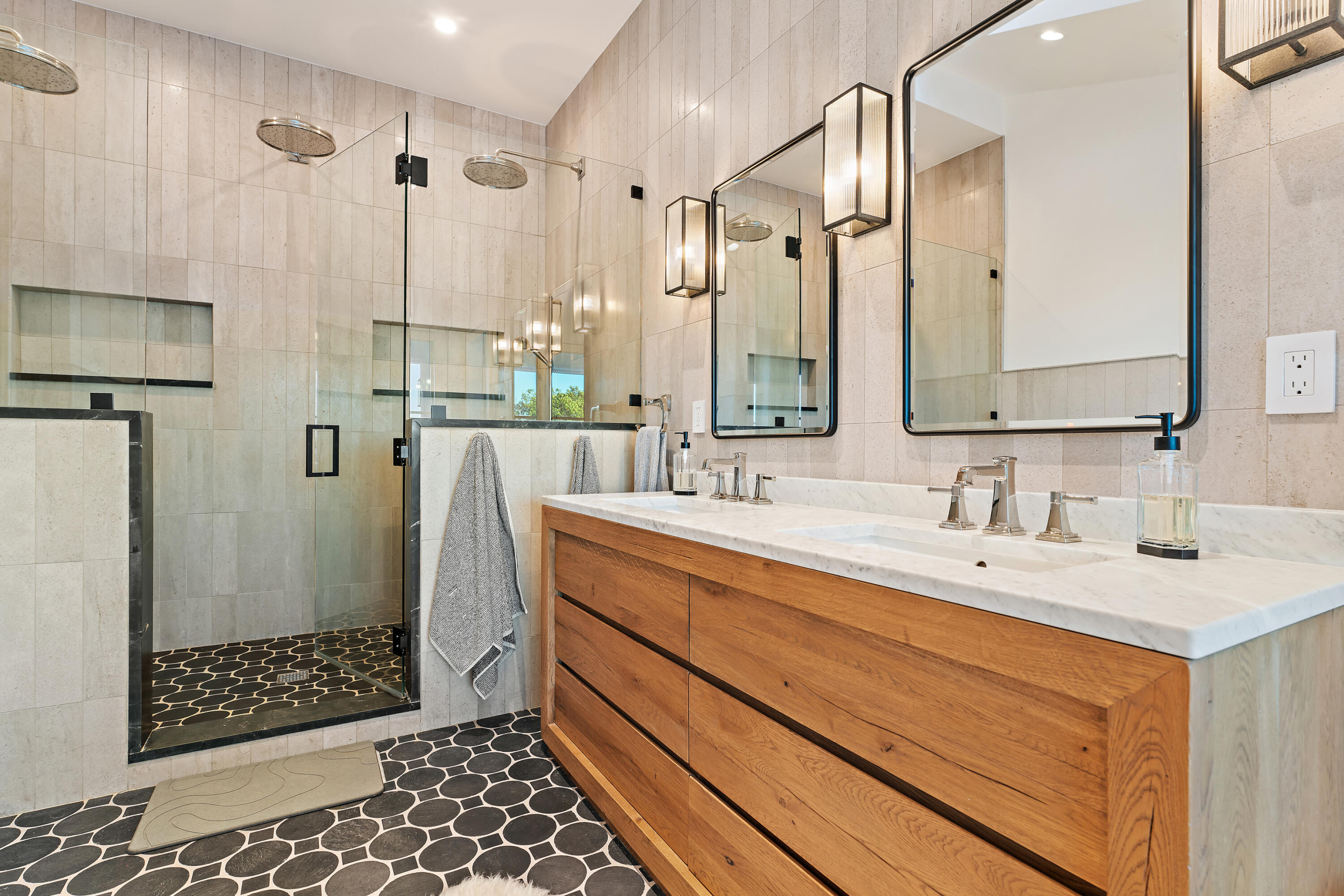 RIVERVIEW (SEWALL'S POINT) - Residential Lease
