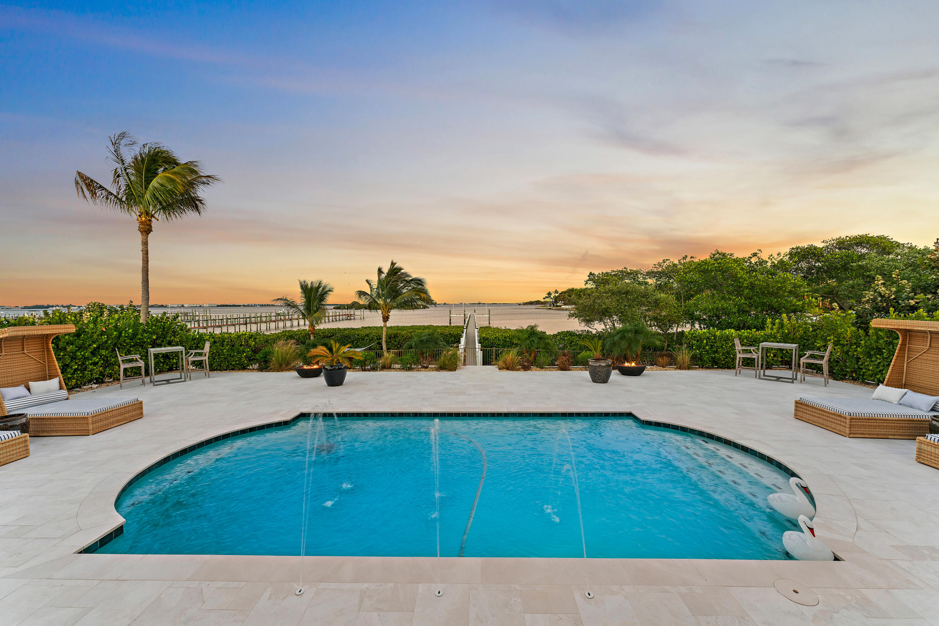 RIVERVIEW (SEWALL'S POINT) - Residential Lease