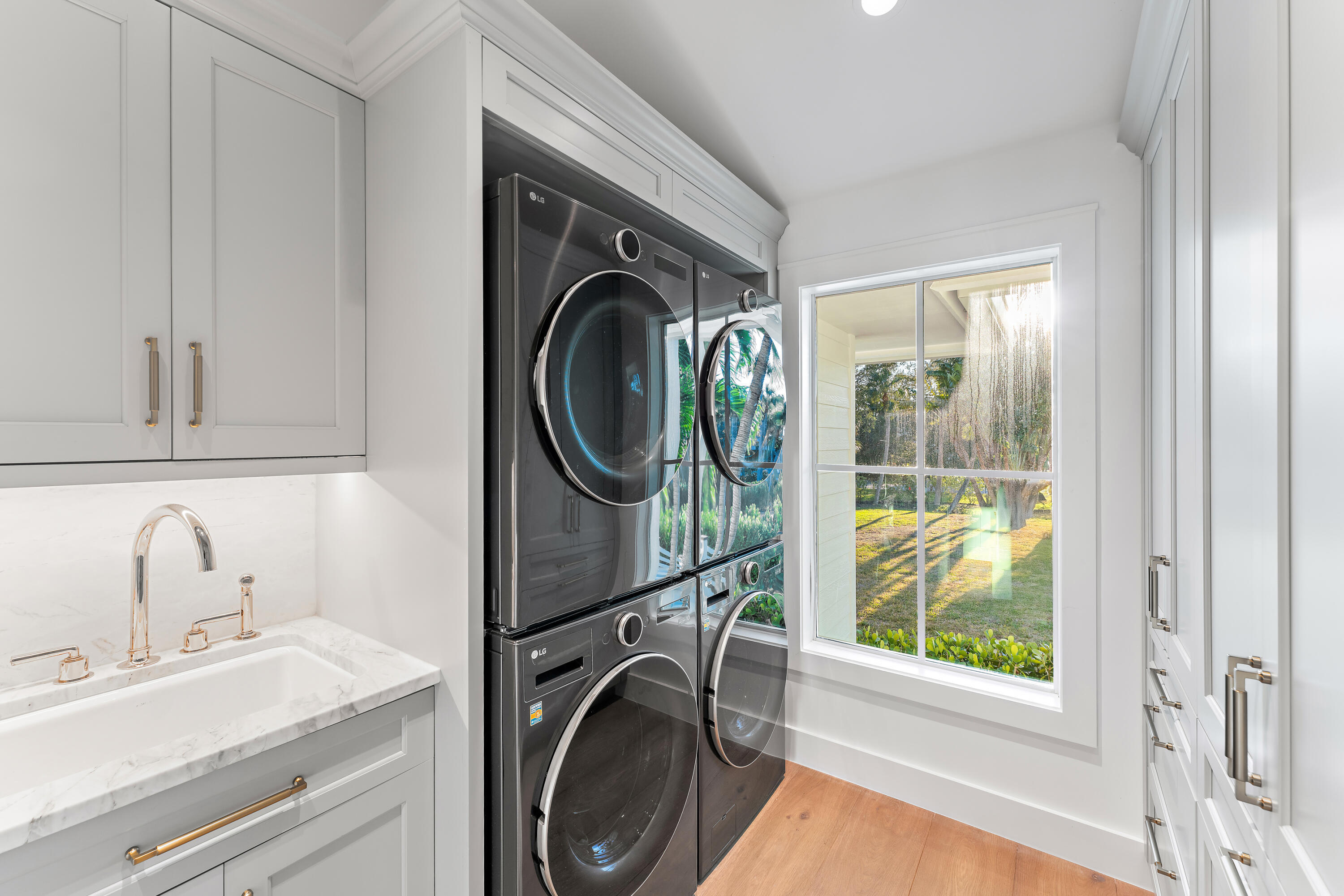 RIVERVIEW (SEWALL'S POINT) - Residential Lease
