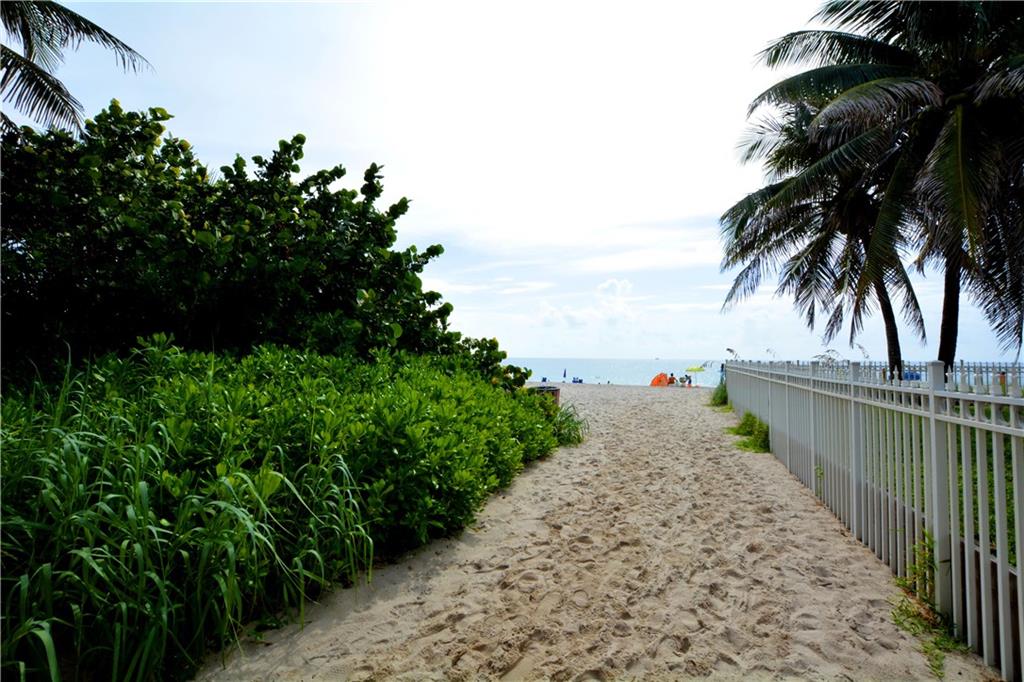 Lauderdale Beach 4-2 B - Residential