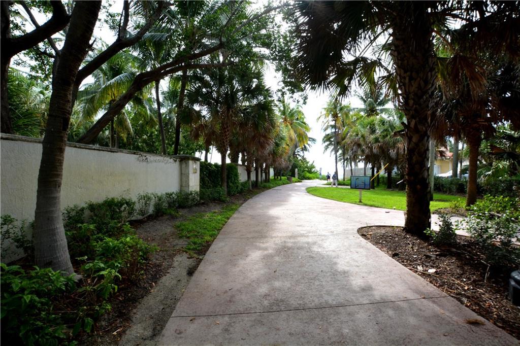 Lauderdale Beach 4-2 B - Residential