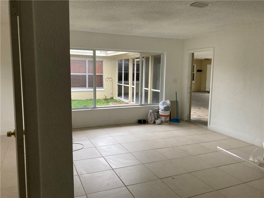 CANNON POINT FIRST ADD - Residential Lease