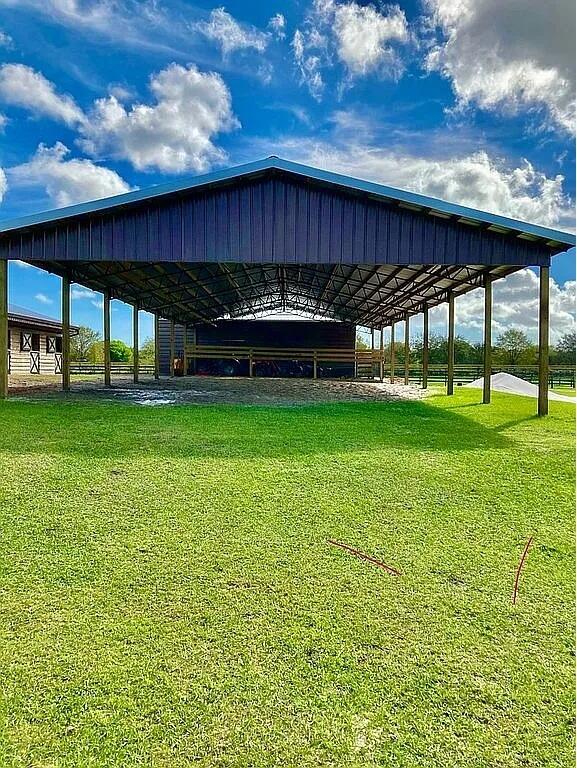 TEN SQUARE FARMS (A OF E) - Residential