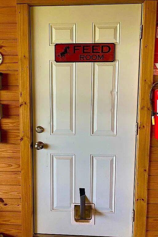 TEN SQUARE FARMS (A OF E) - Residential