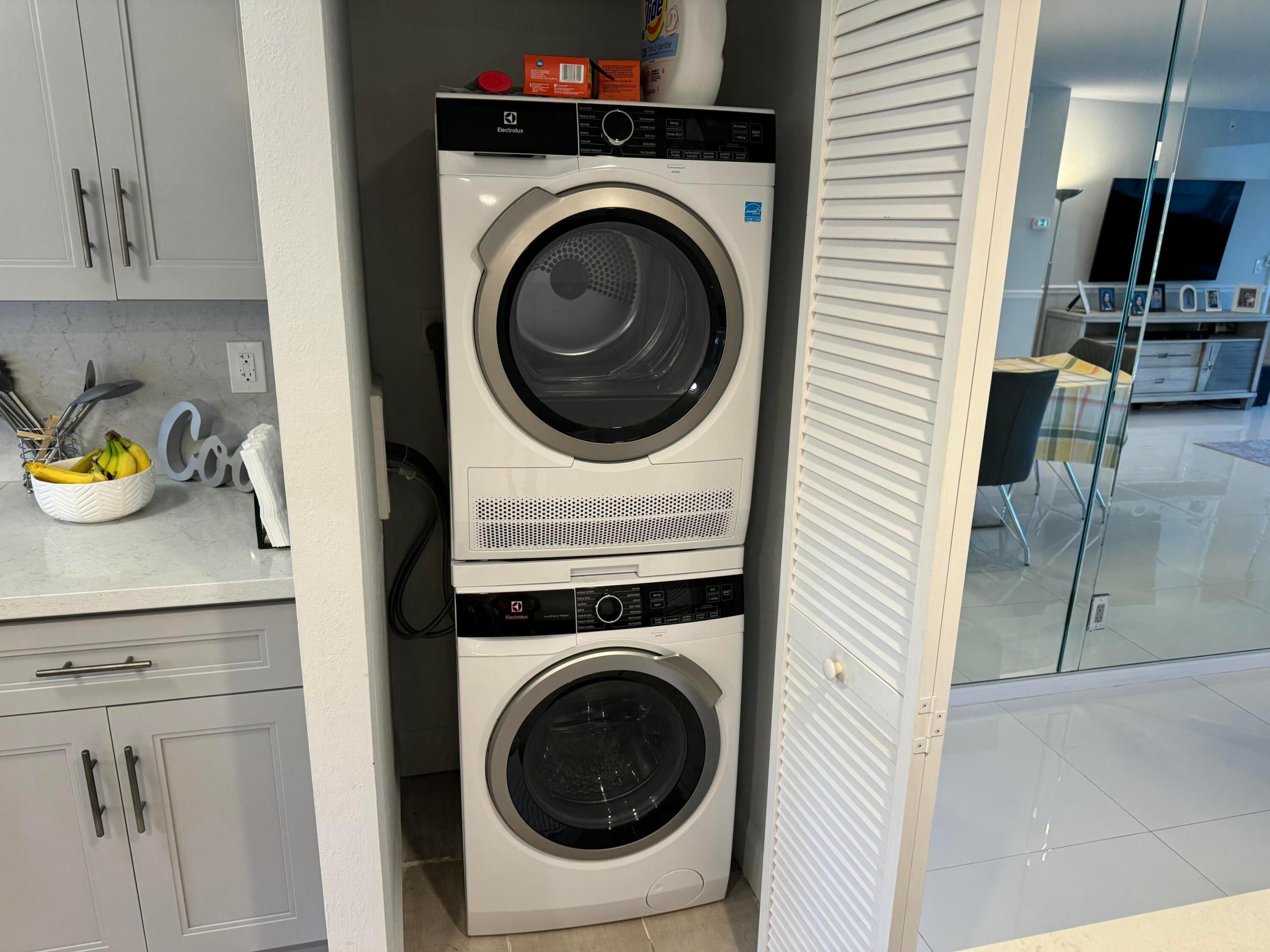 SEAGATE OF HIGHLAND CONDO - Residential Lease