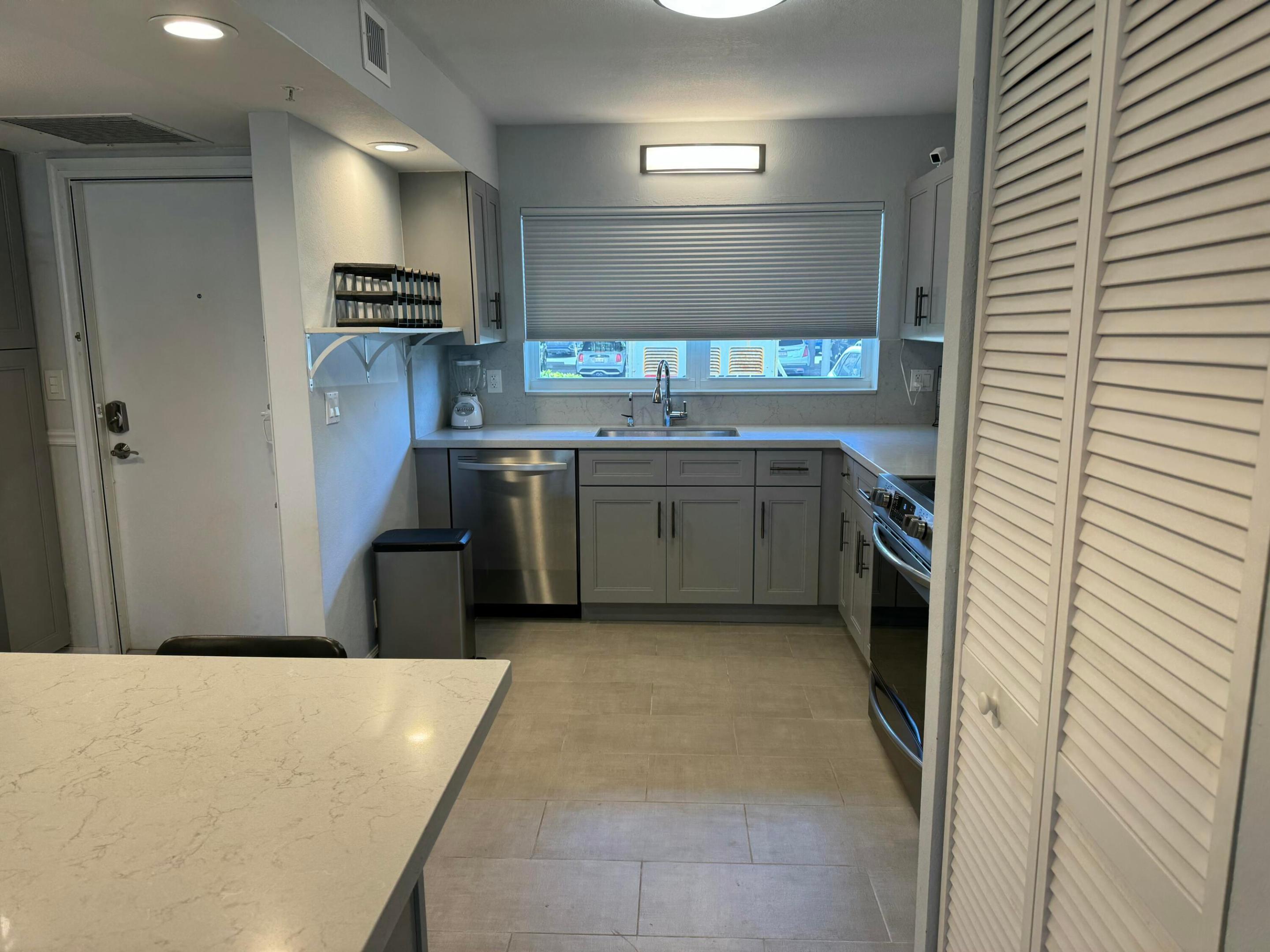 SEAGATE OF HIGHLAND CONDO - Residential Lease