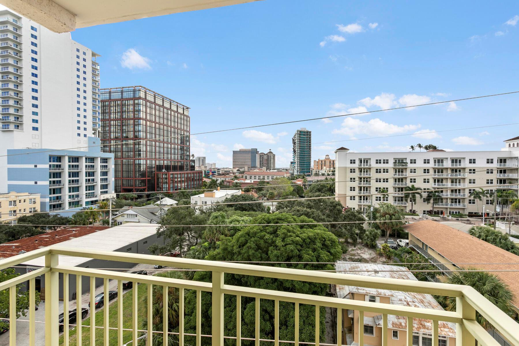 610 CLEMATIS CONDO - Residential Lease