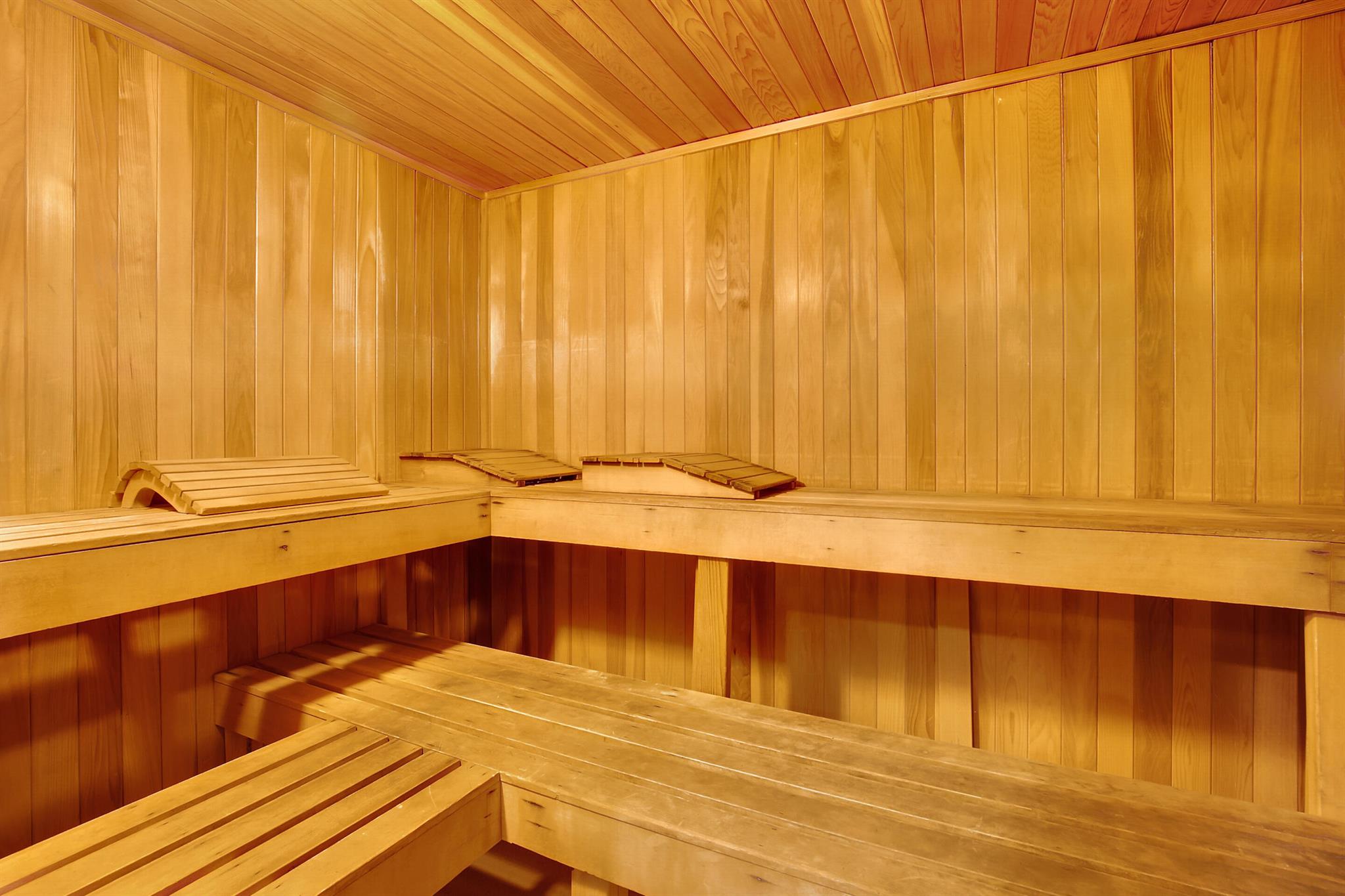 610 CLEMATIS CONDO - Residential Lease