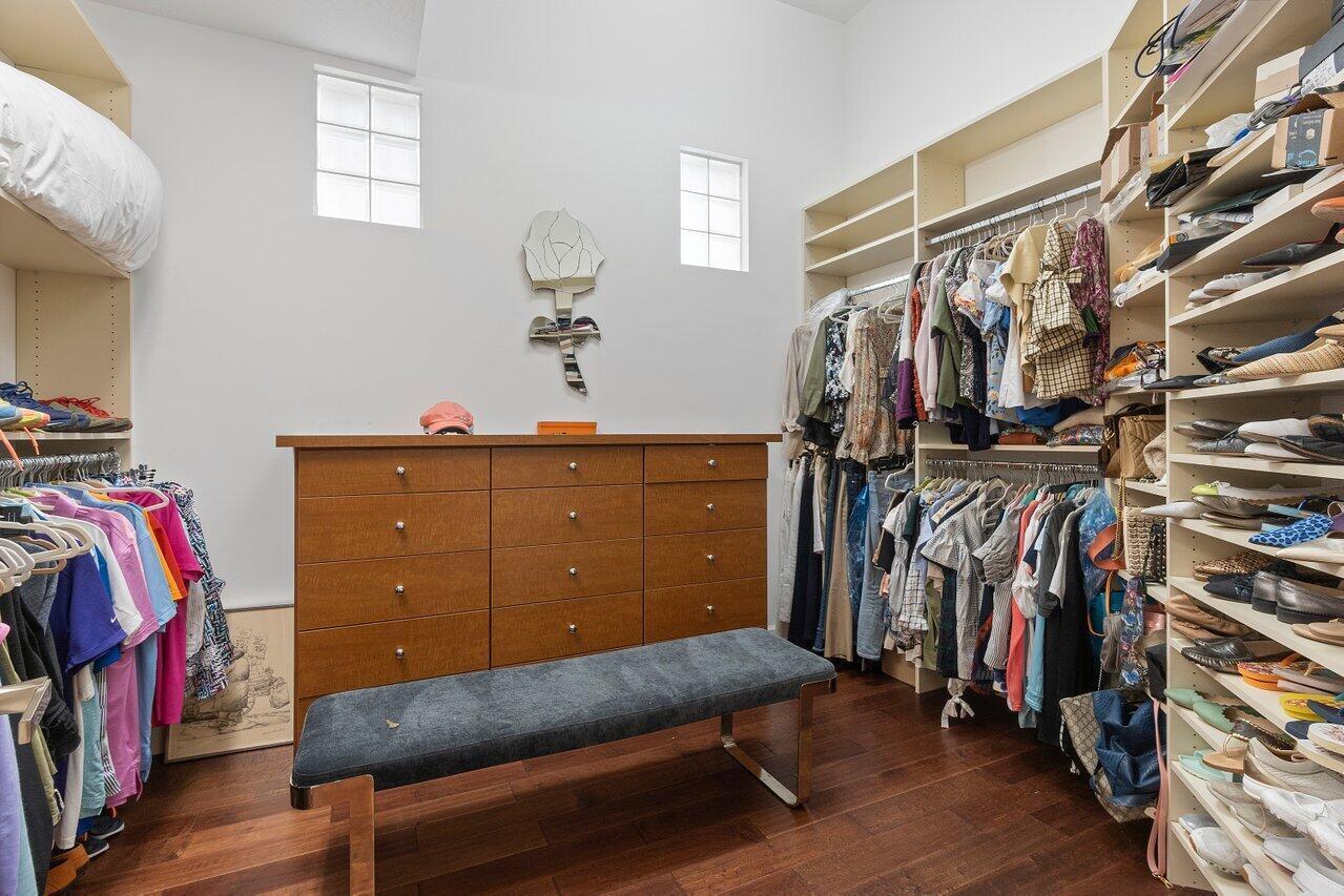 MIRASOL PAR 14 - Residential Lease