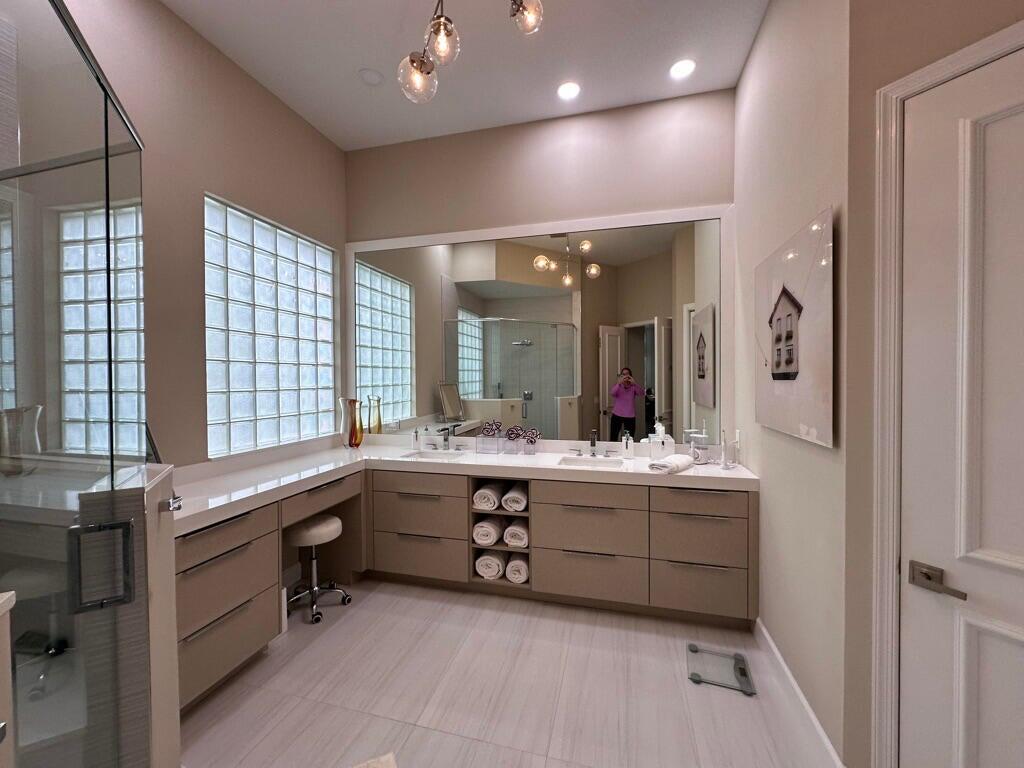 MIRASOL PAR 14 - Residential Lease