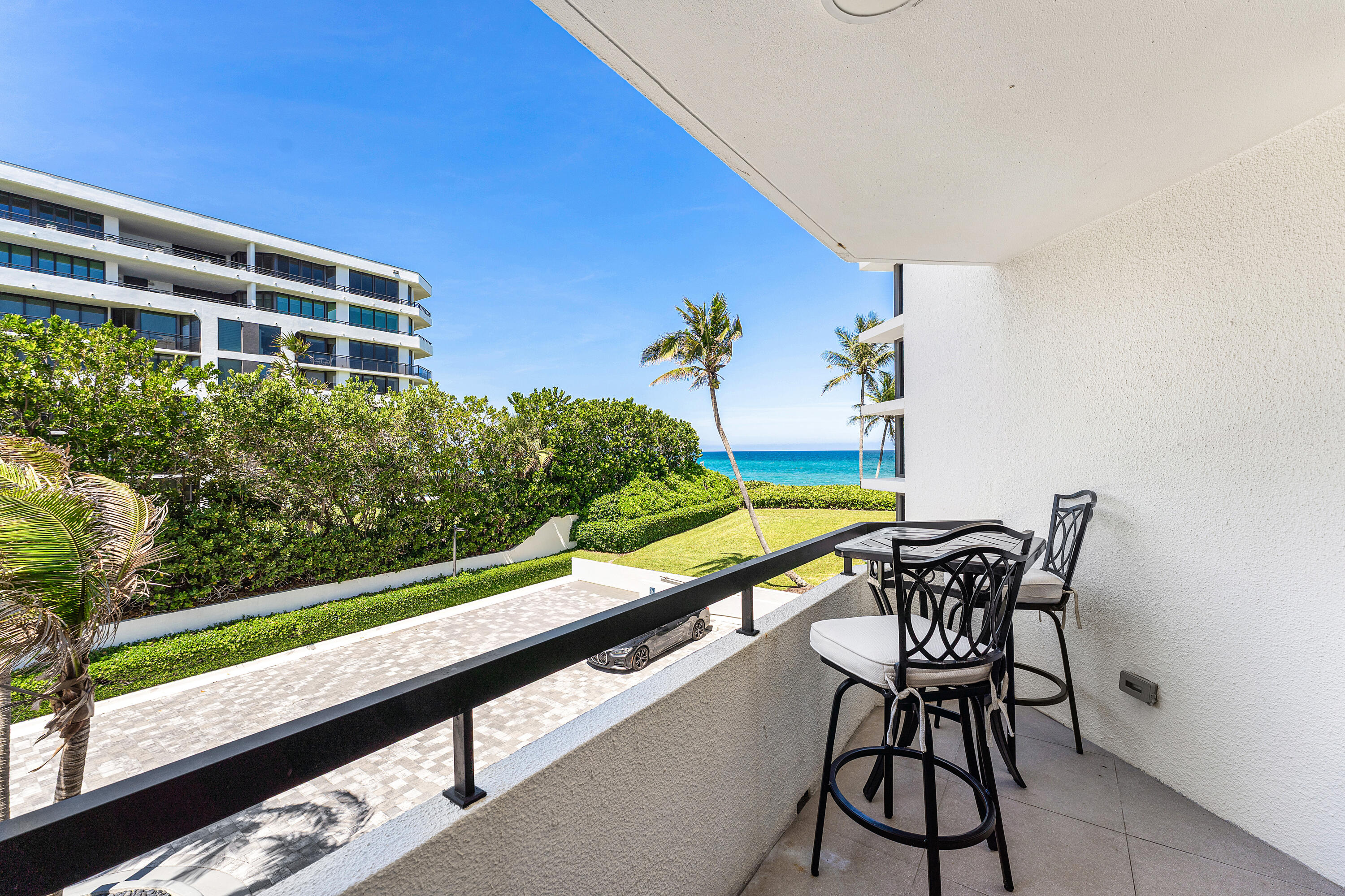 THIRTY ONE TWENTY CONDO - Residential