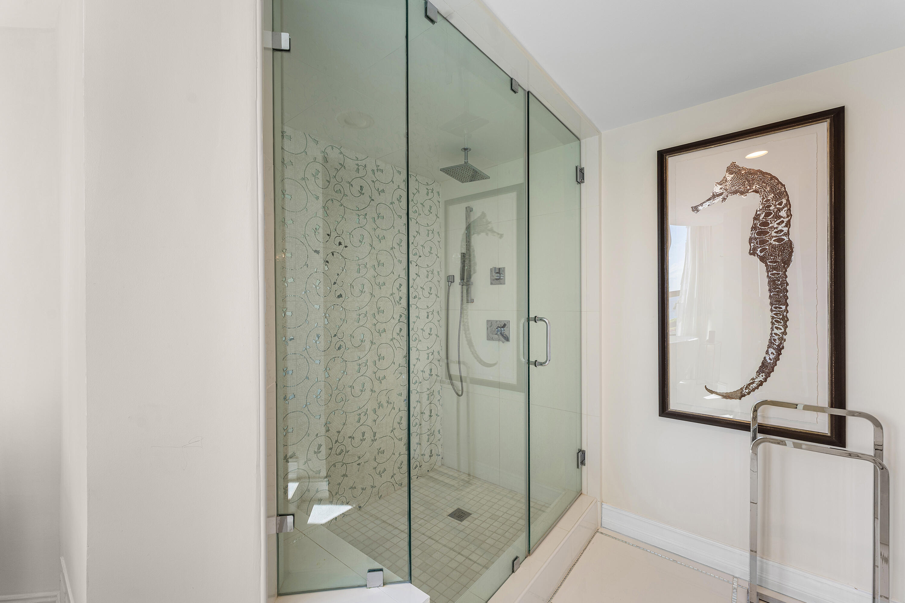 THIRTY ONE TWENTY CONDO - Residential