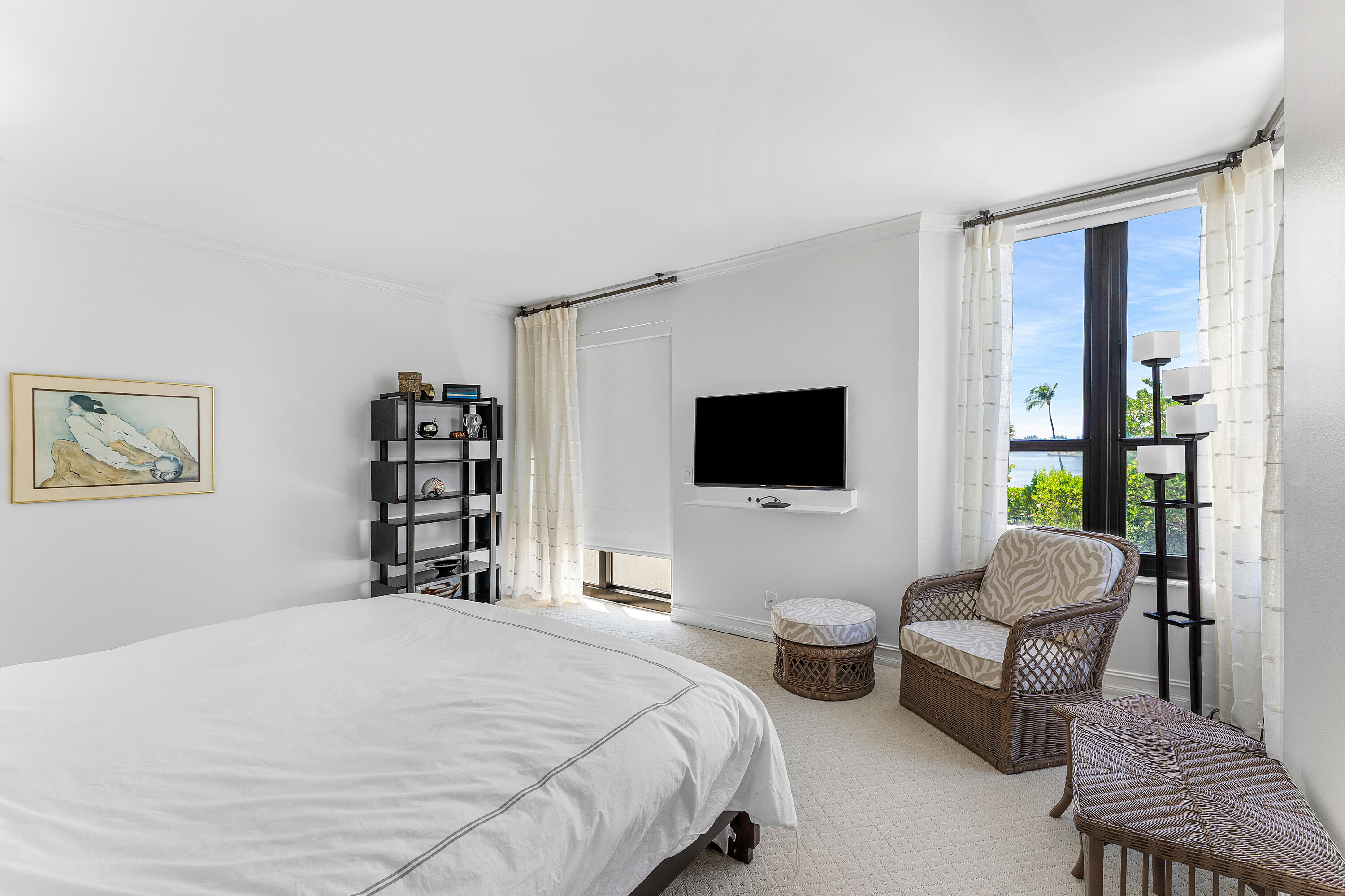 THIRTY ONE TWENTY CONDO - Residential