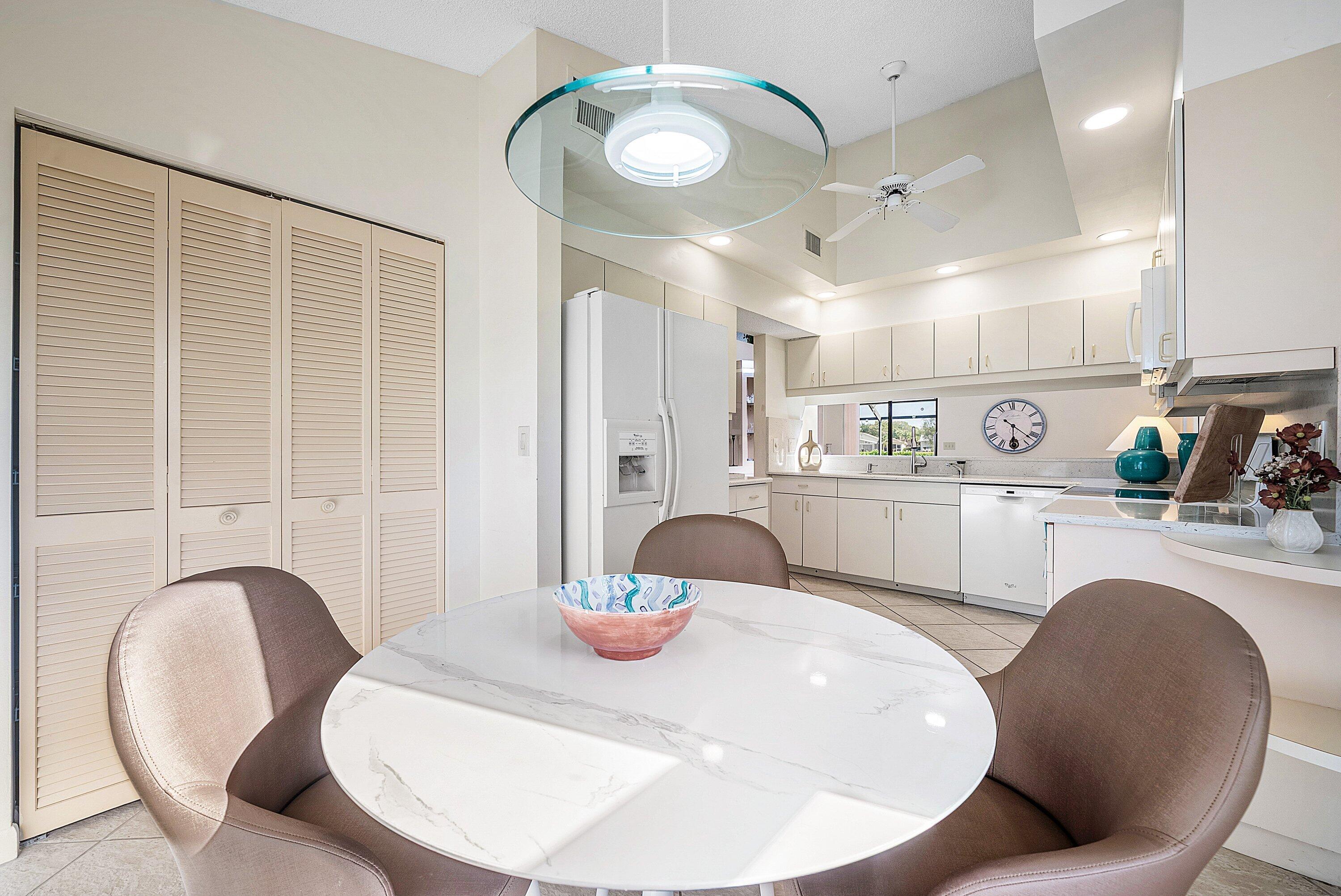 5722 Willow Creek Lane