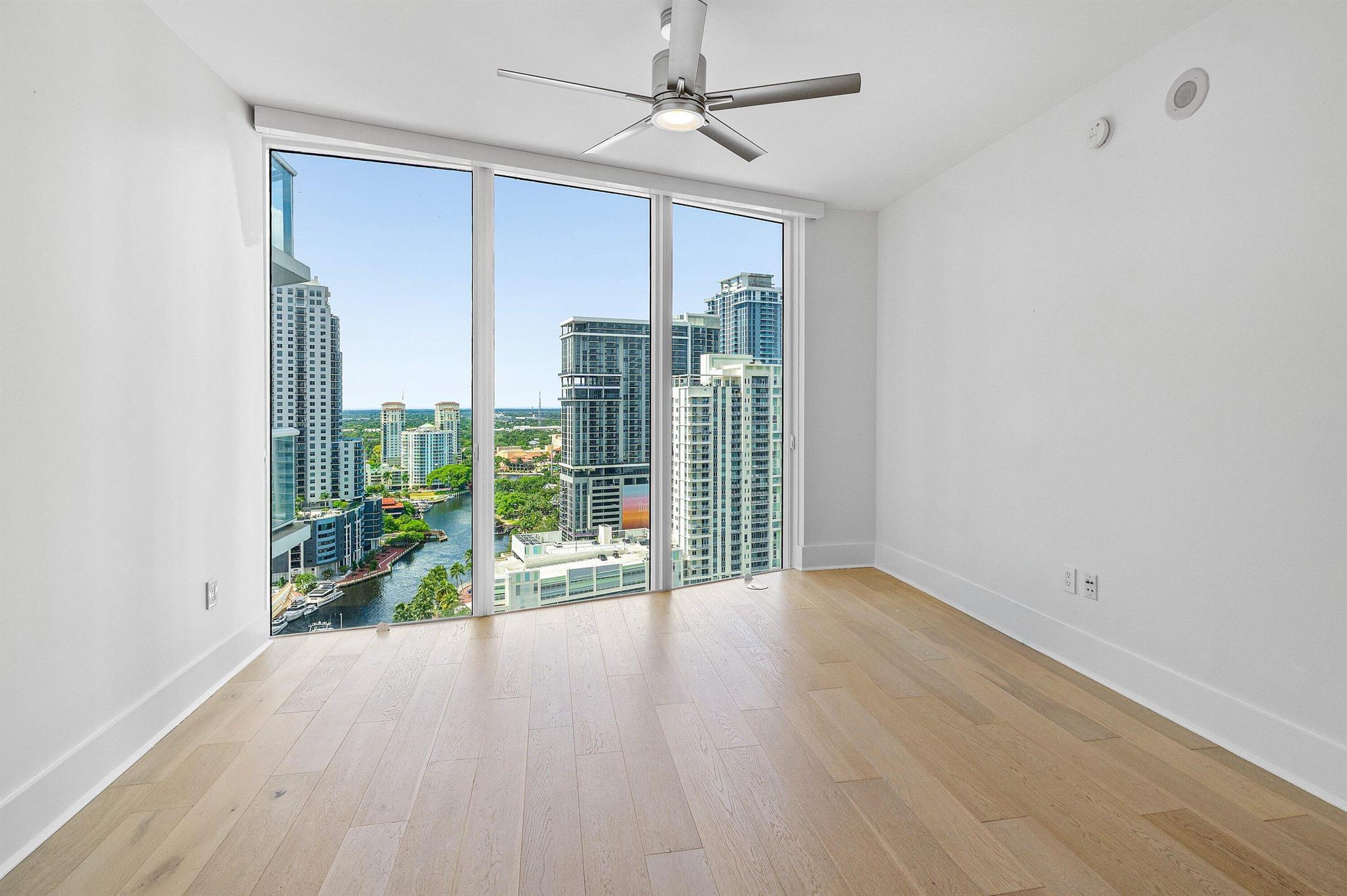 LAS OLAS RIVER HOUSE COND - Residential