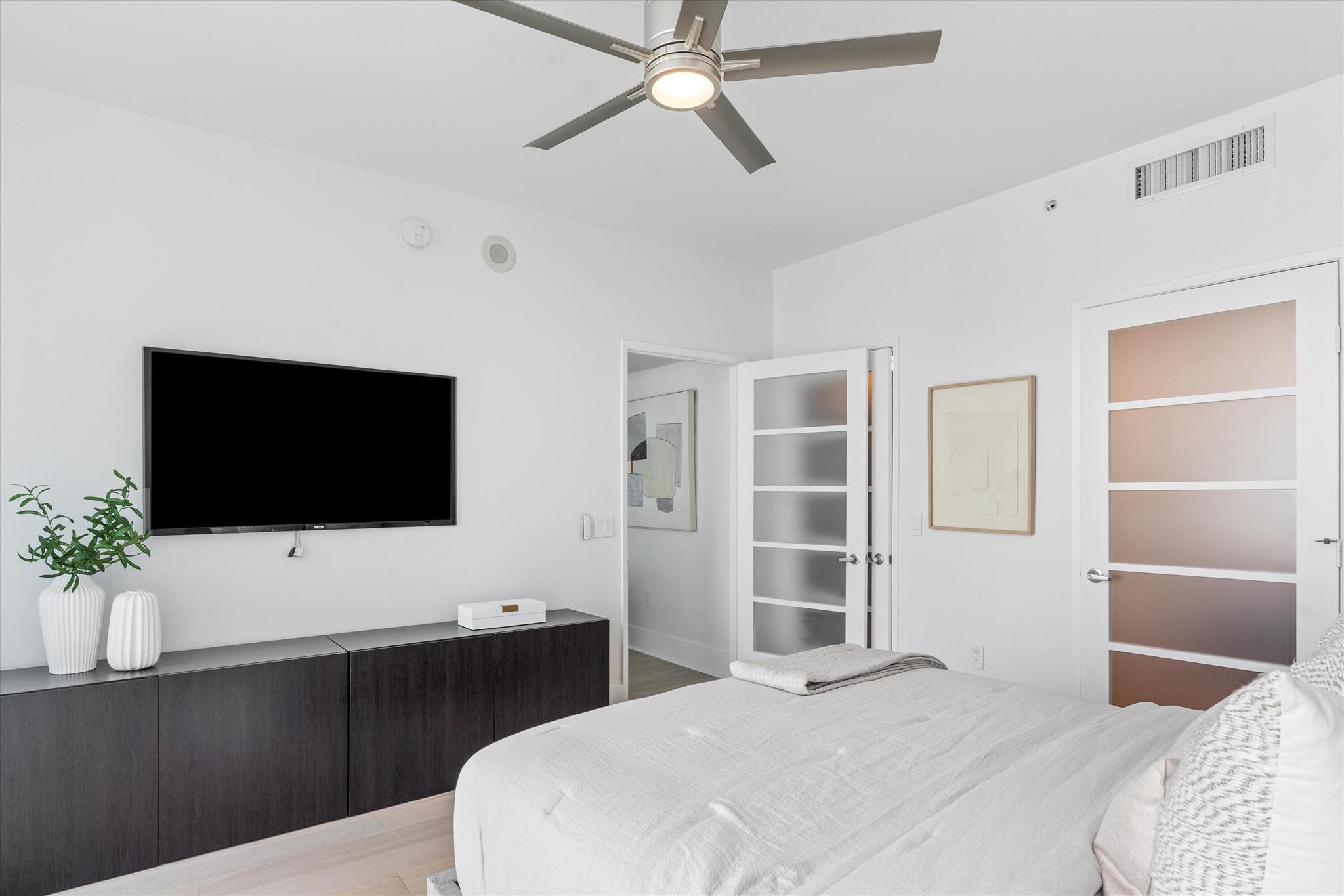 LAS OLAS RIVER HOUSE COND - Residential