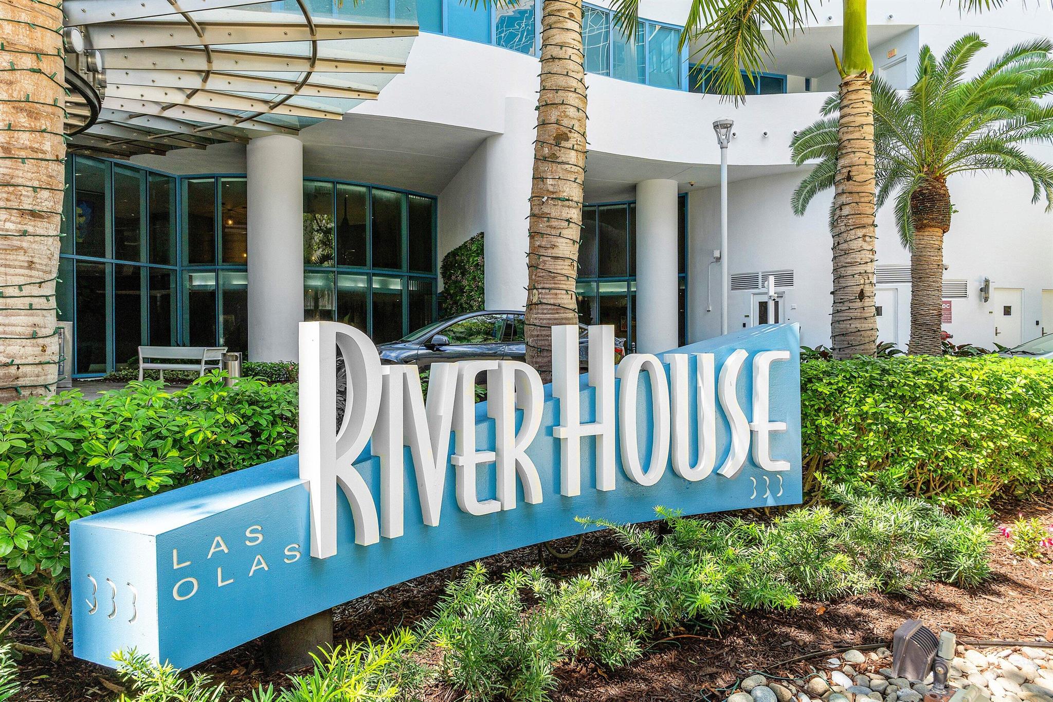 LAS OLAS RIVER HOUSE COND - Residential