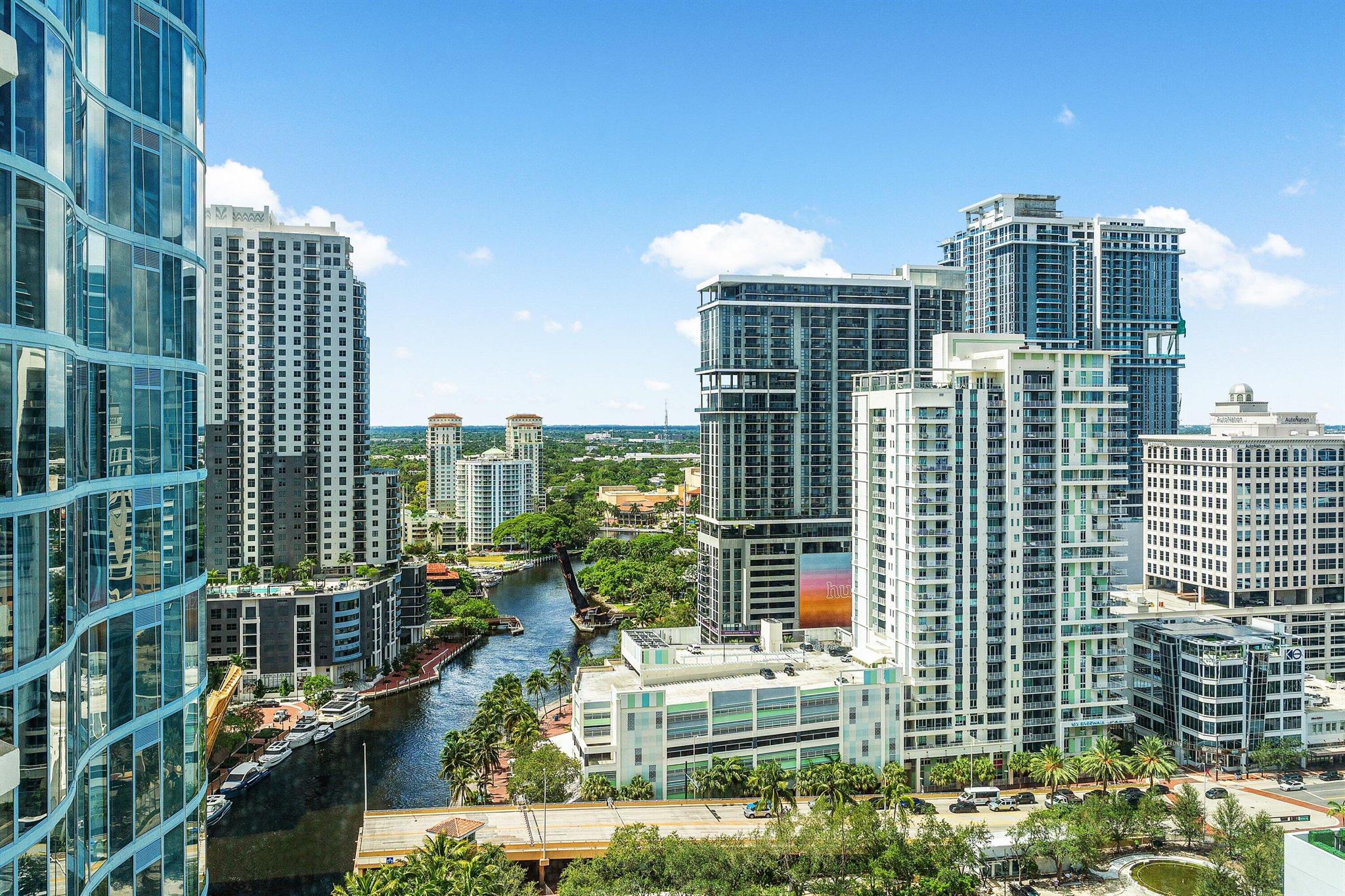 LAS OLAS RIVER HOUSE COND - Residential