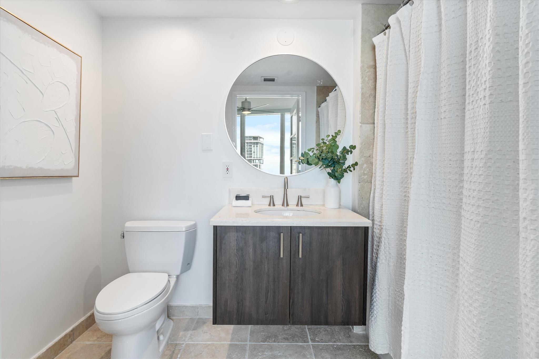 LAS OLAS RIVER HOUSE COND - Residential