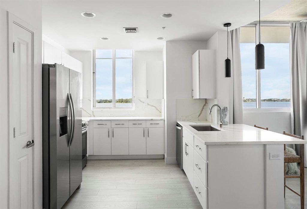 Photo of 300 S Australian Ave #507, West Palm Beach, FL 33401 (MLS # F10534707)