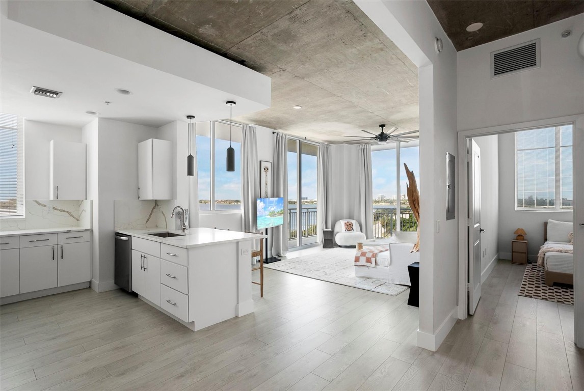 300 S Australian Avenue 507