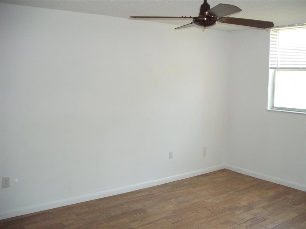 LIME BAY 8 CONDO - Residential