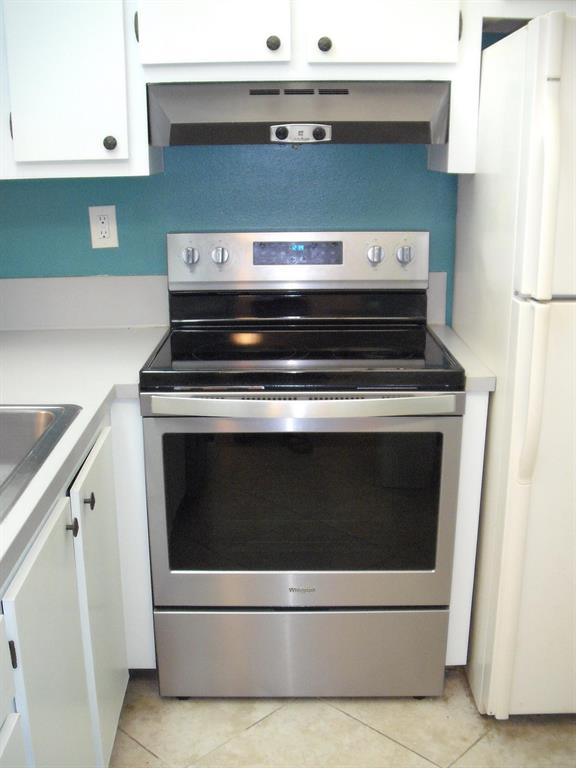 LIME BAY 8 CONDO - Residential