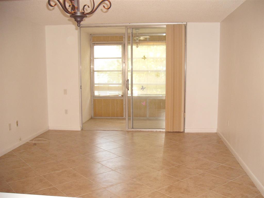 LIME BAY 8 CONDO - Residential