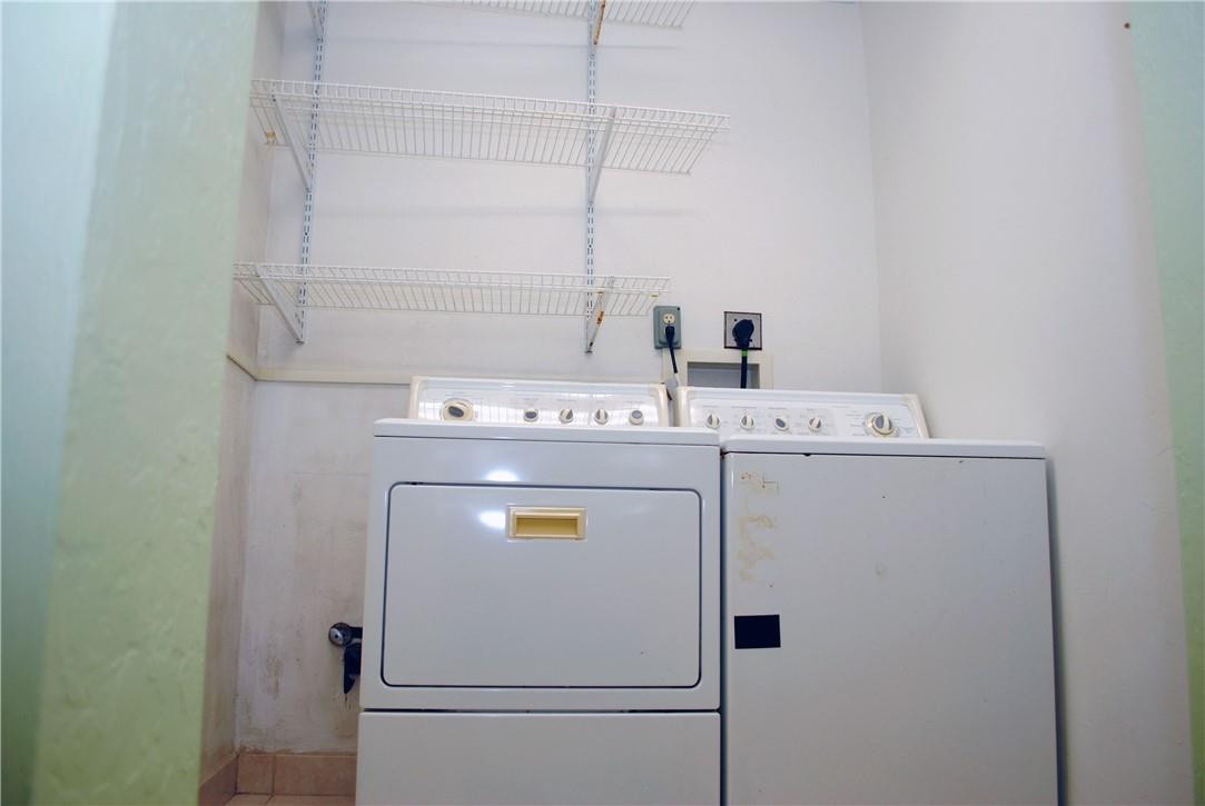 POMPANO BEACH BLOUNT BROS - Residential