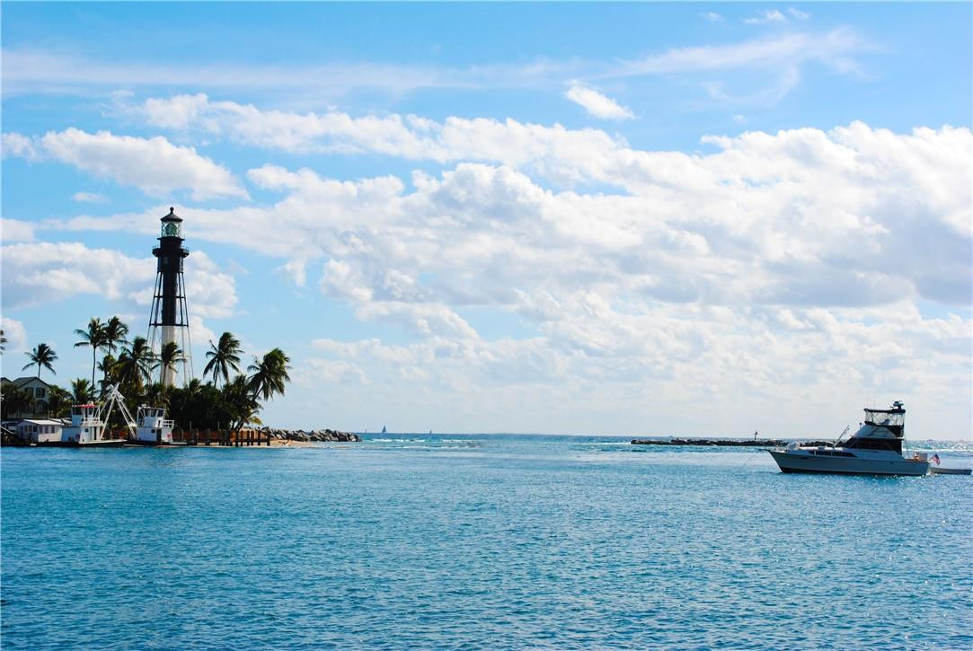 POMPANO BEACH BLOUNT BROS - Residential