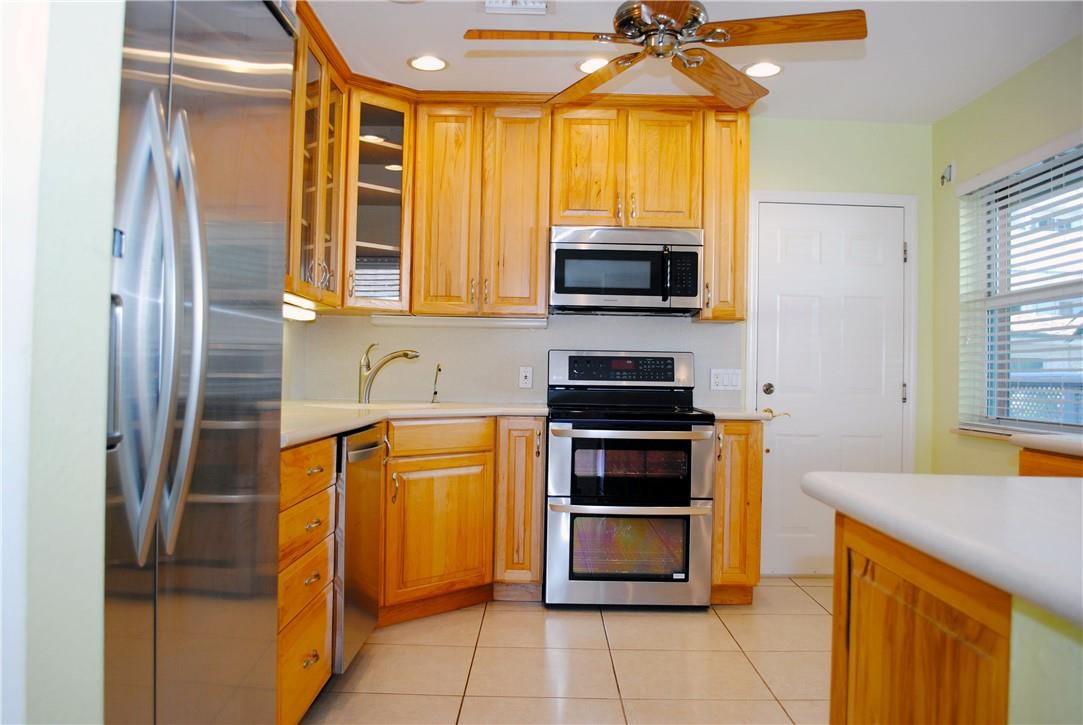 POMPANO BEACH BLOUNT BROS - Residential