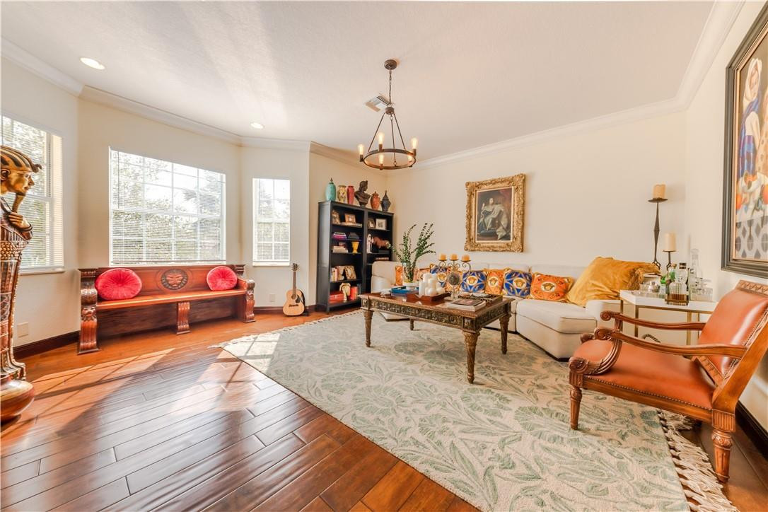 Isla Del Sol 85-32 B - Residential