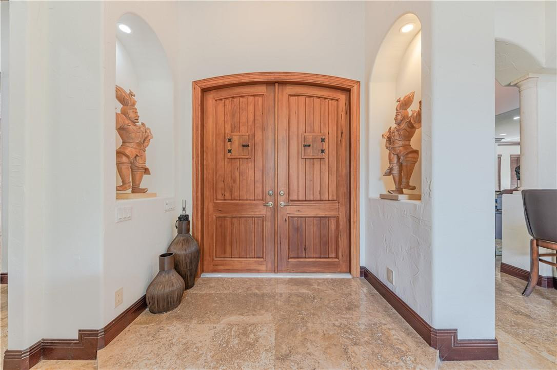 Isla Del Sol 85-32 B - Residential