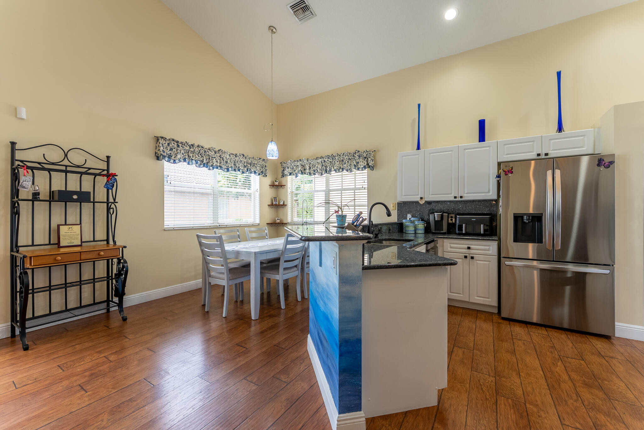 HIDDEN LAKES AT NORTHTREE - Residential