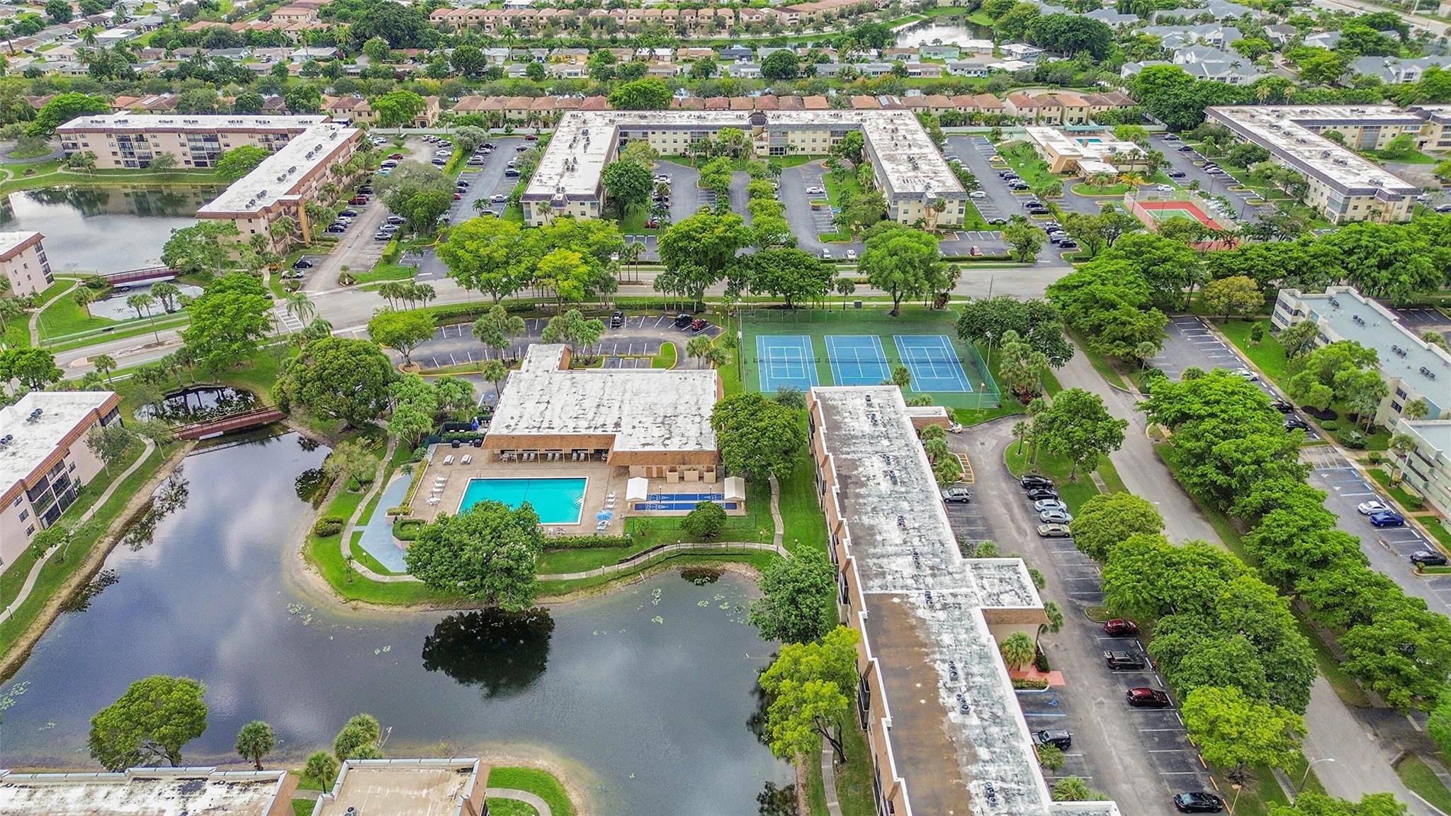 Lakes of Carriage Hills - Residential