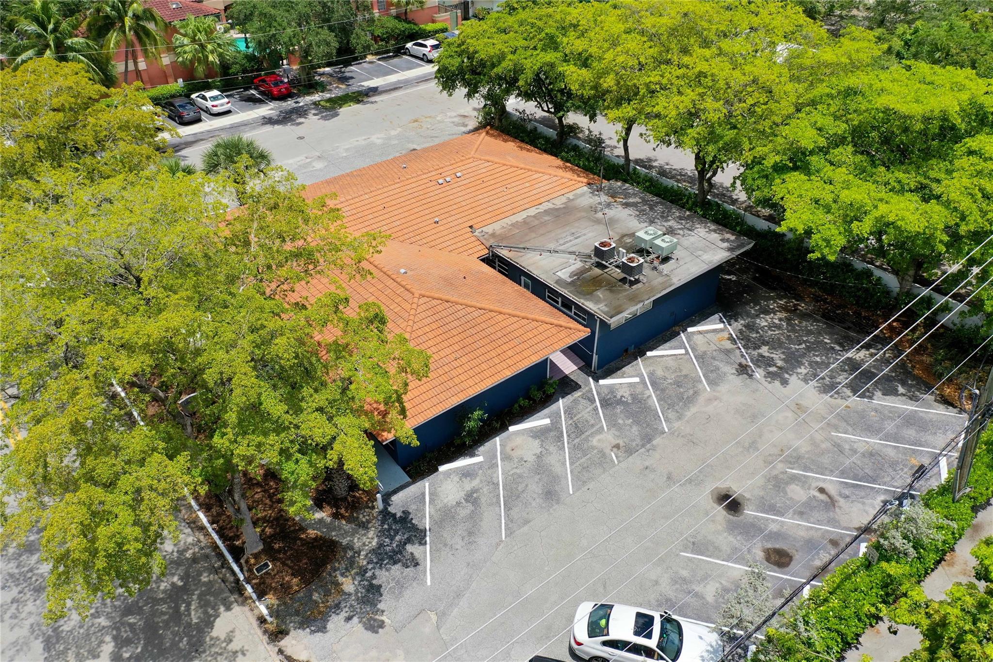 VICTORIA PARK - Land