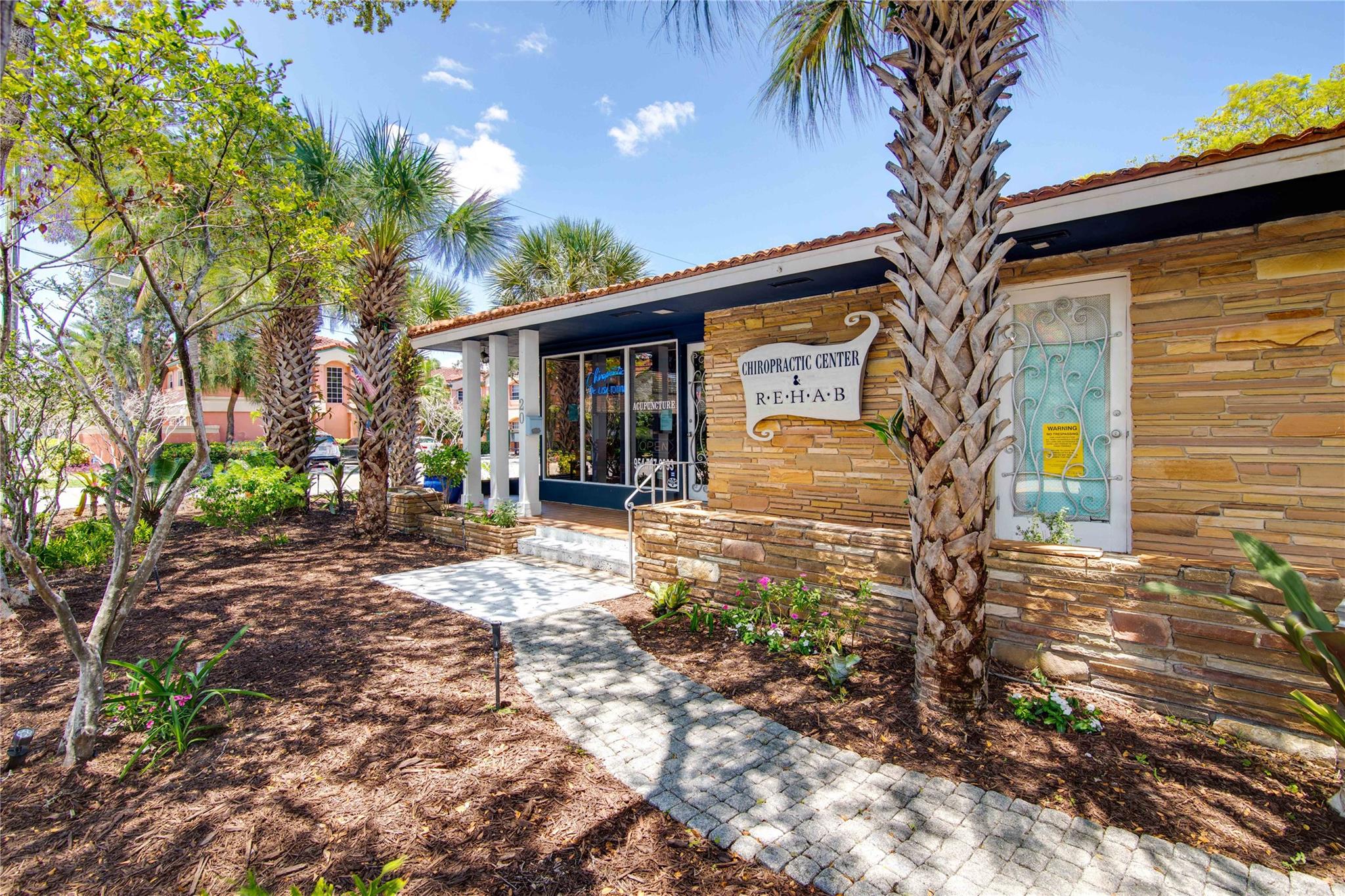 VICTORIA PARK - Land