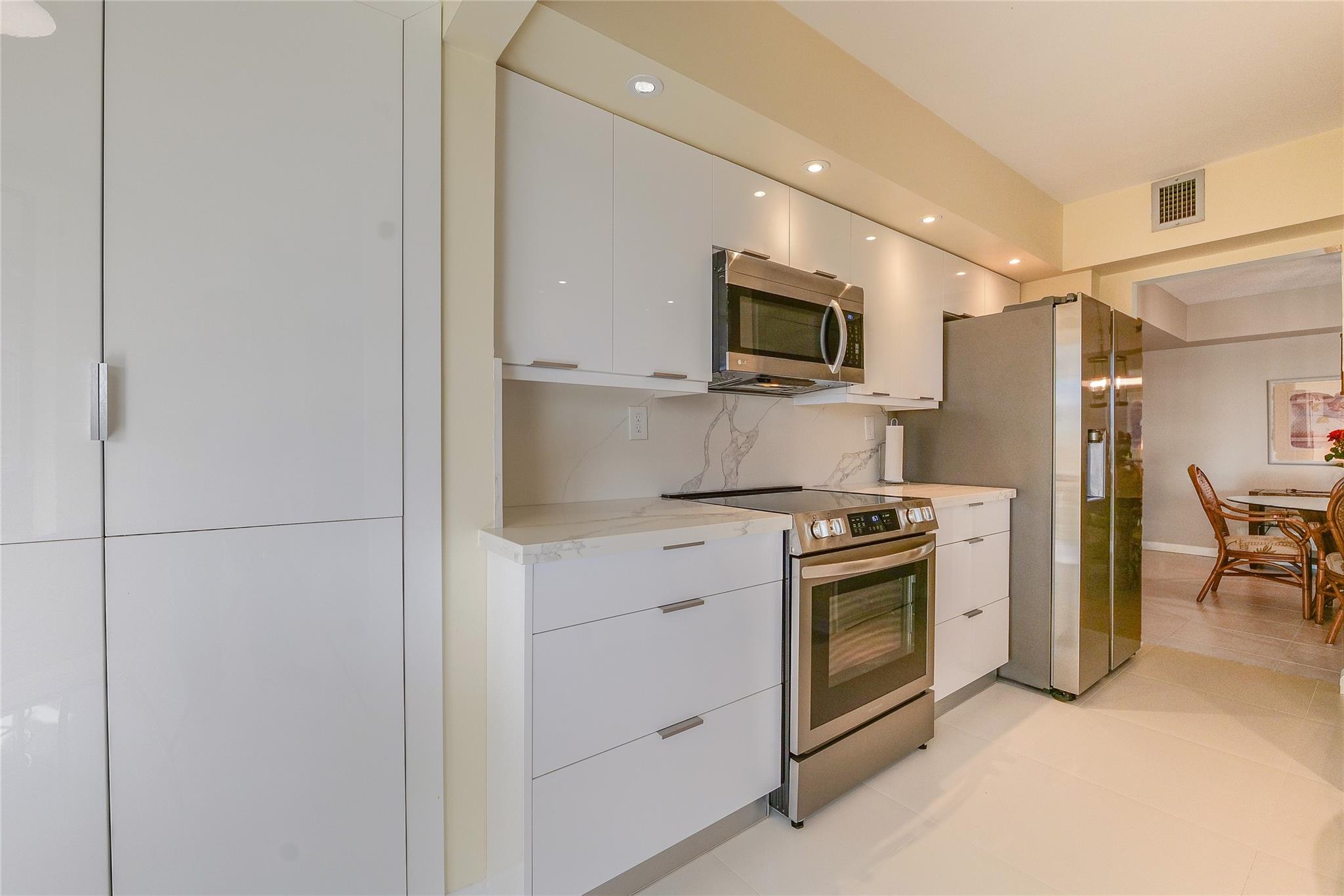 ENVIRON TOWERS - Residential