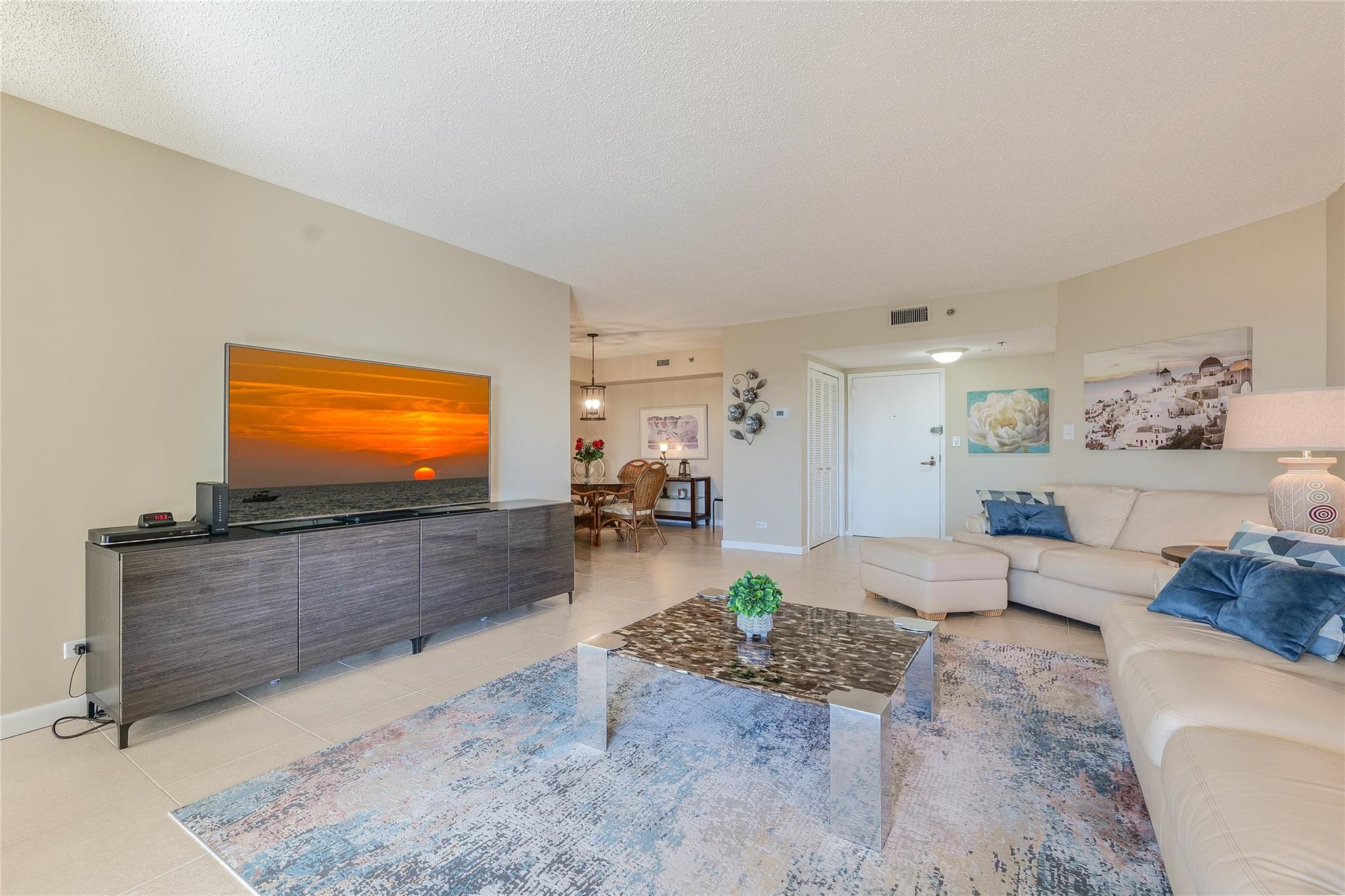 ENVIRON TOWERS - Residential