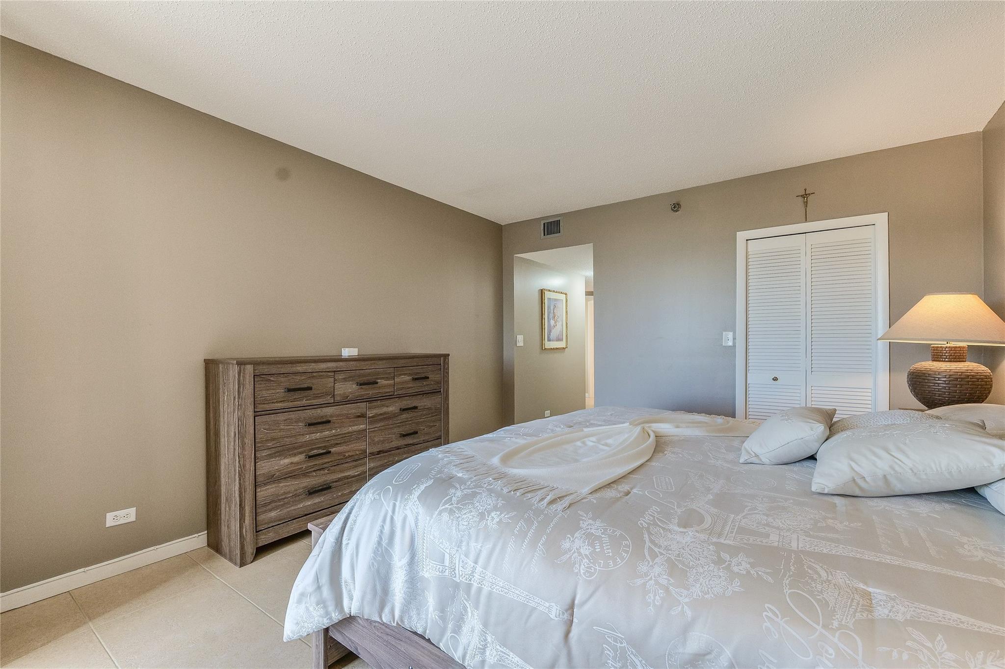 ENVIRON TOWERS - Residential