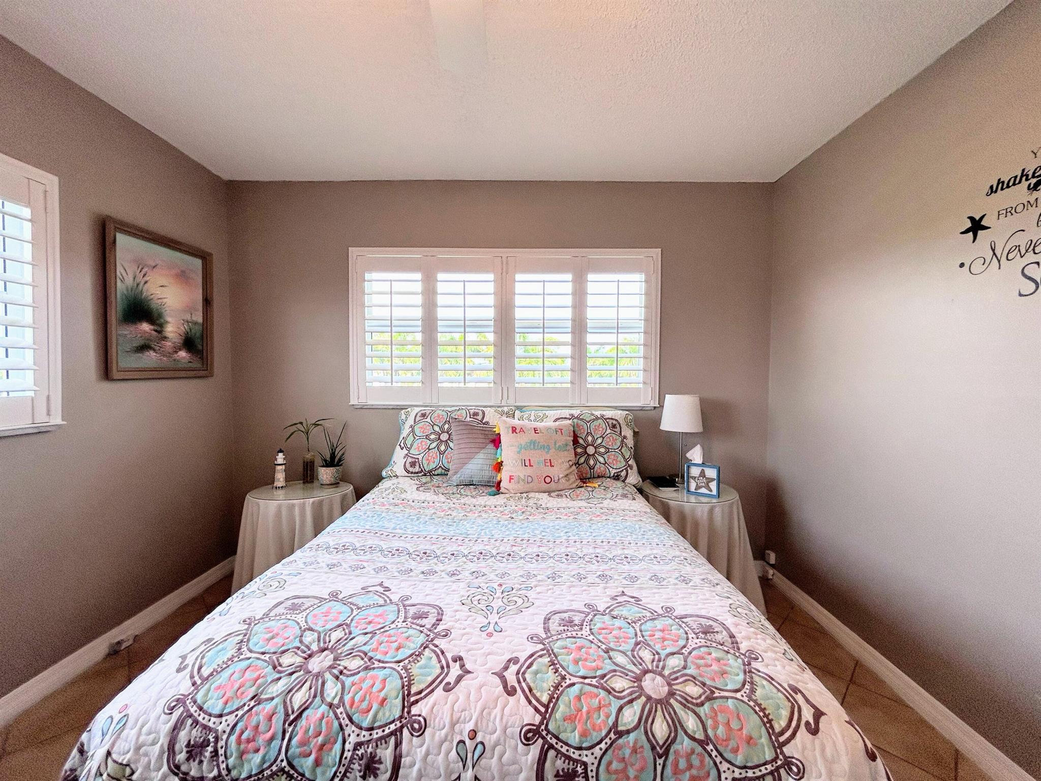 VILLAGE ROYALE ON THE GRE - Residential