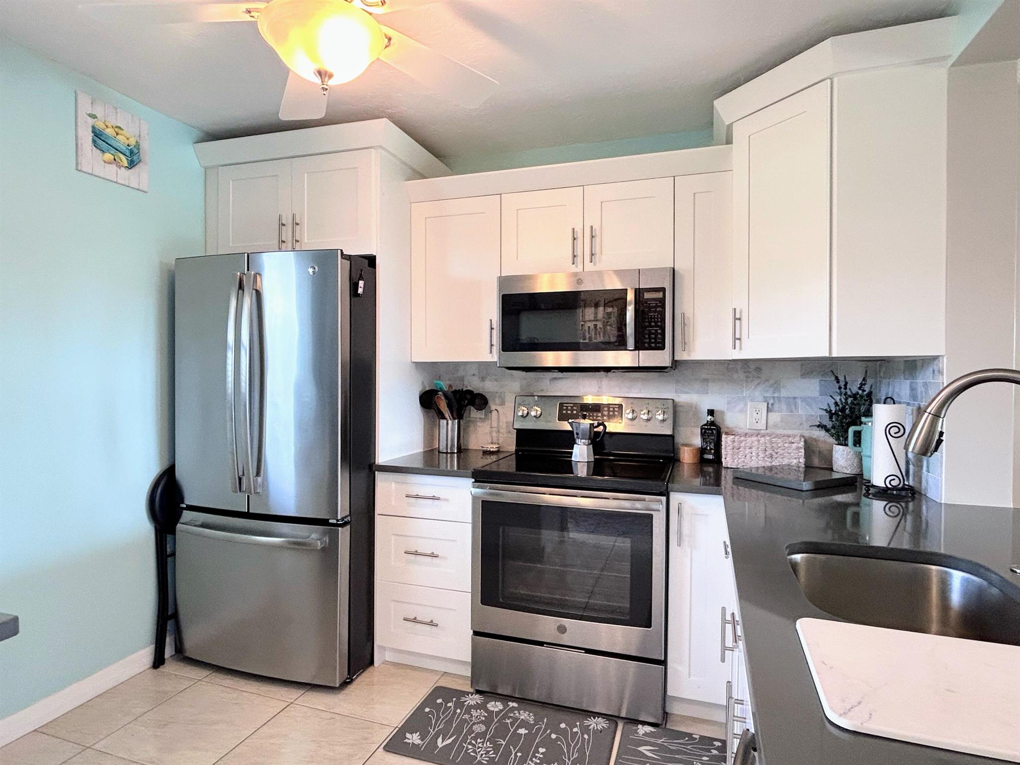 2520 NE 1st Court 408