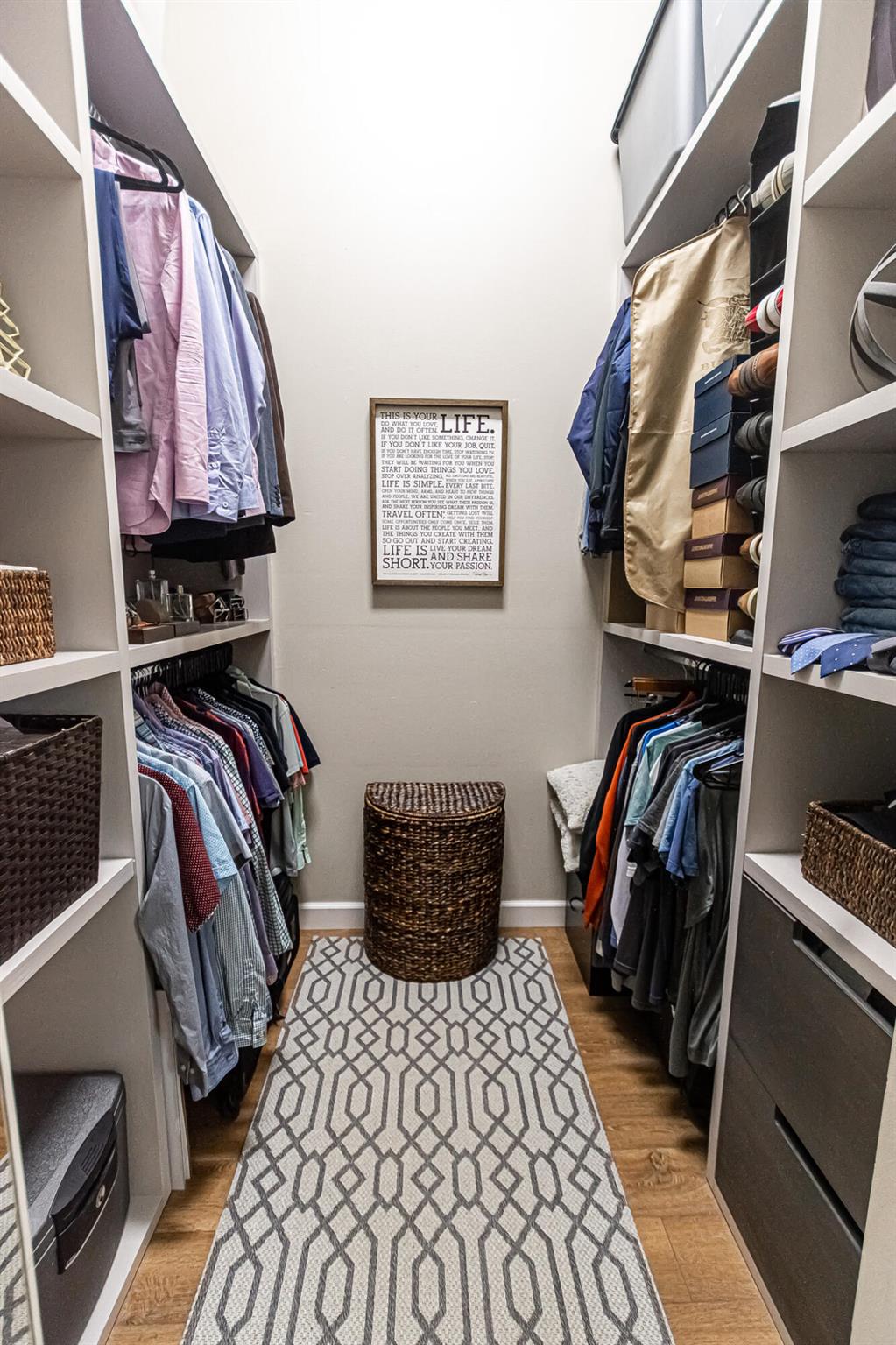 MAGNOLIA LAKES - Residential