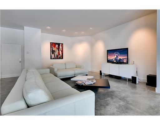 Ademar Park Amd - Residential