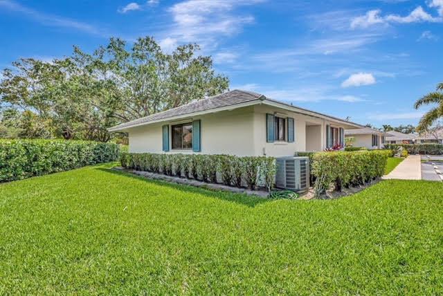 PGA CLUB COTTAGES - Residential Lease