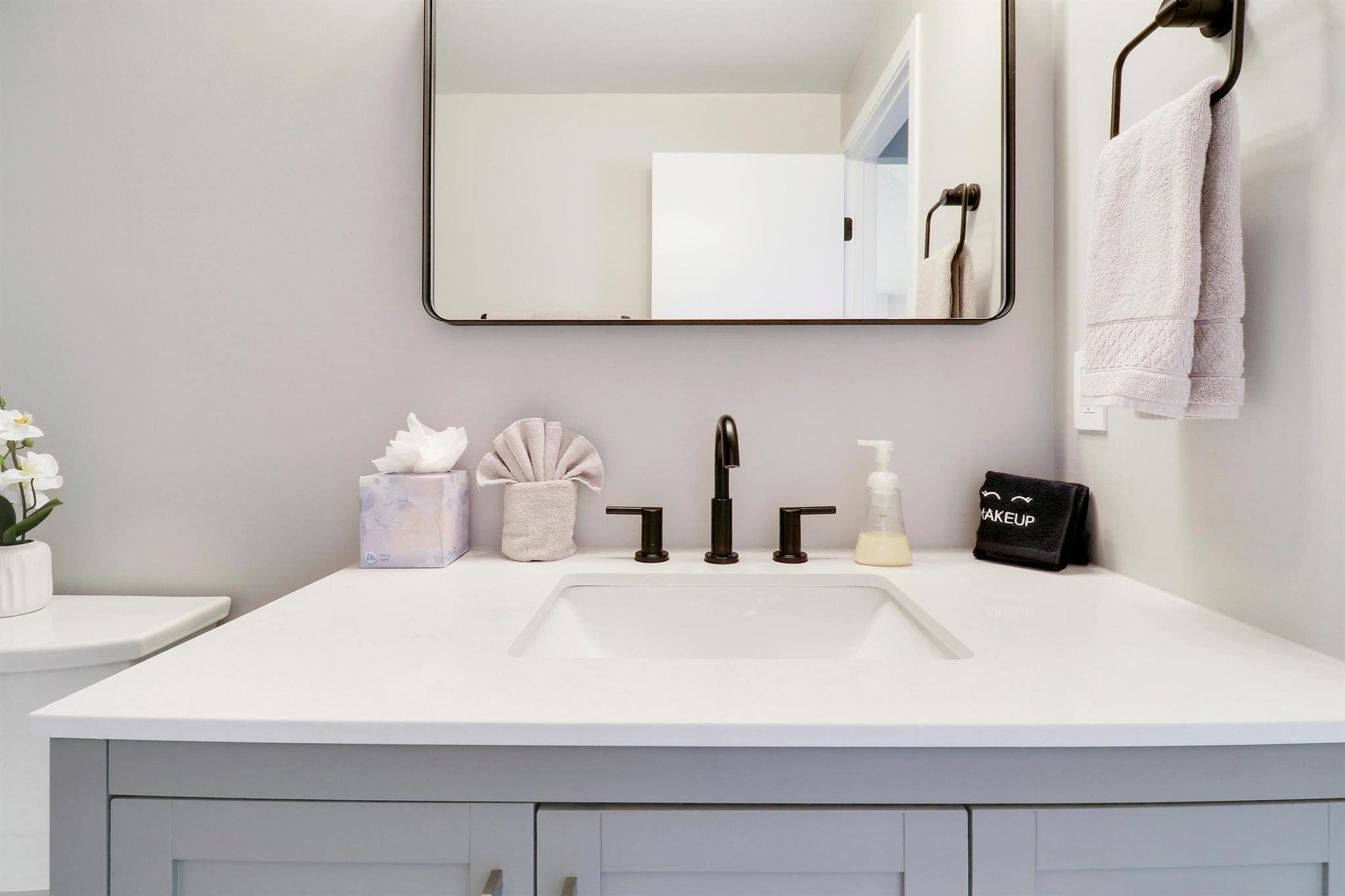 PGA CLUB COTTAGES - Residential Lease