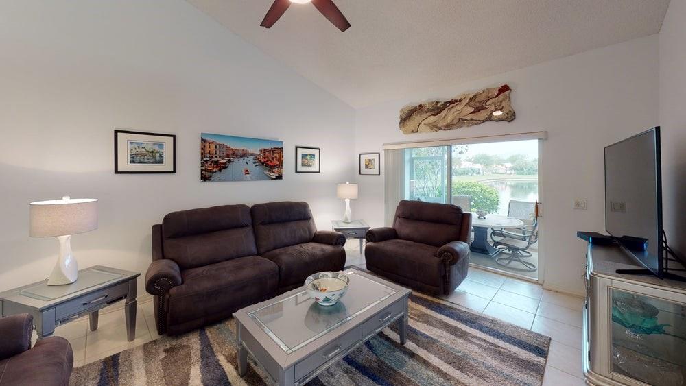 FLORAL LAKES 1 - Residential